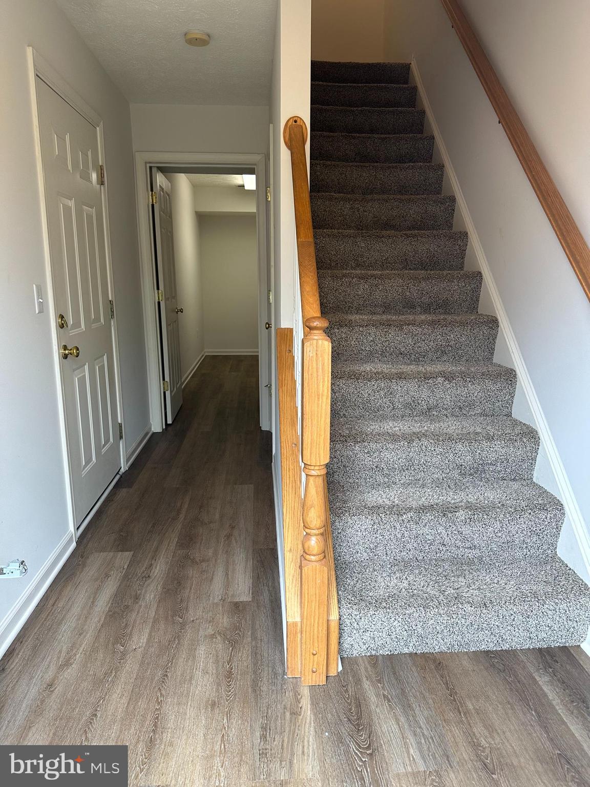 WINDSTONE TOWNHOMES - Residential Lease