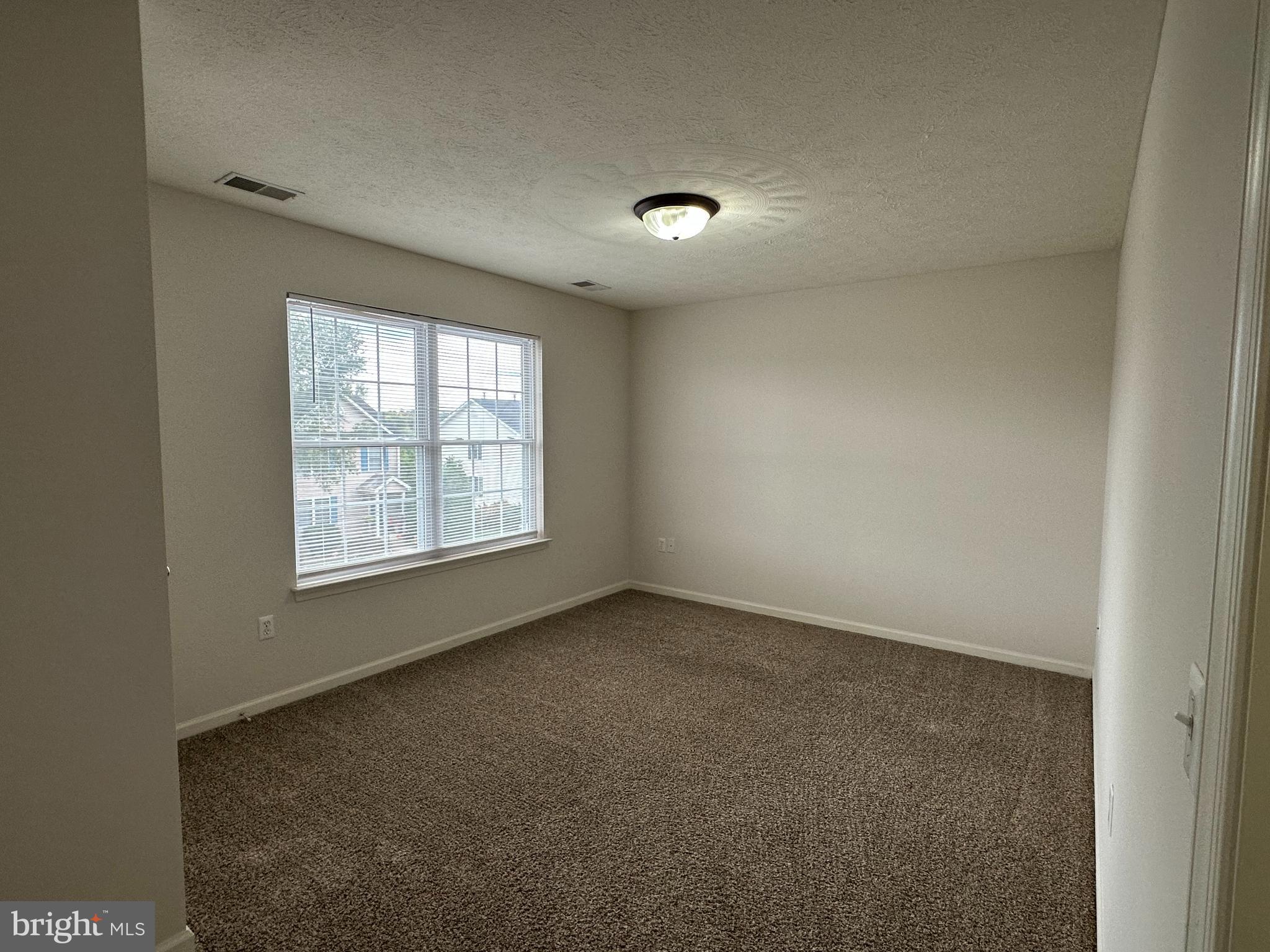 WINDSTONE TOWNHOMES - Residential Lease