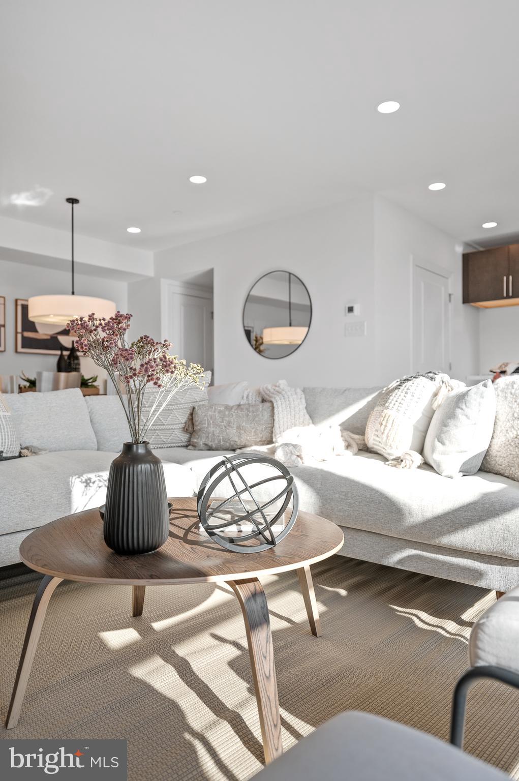 ARBOR PLACE - Residential