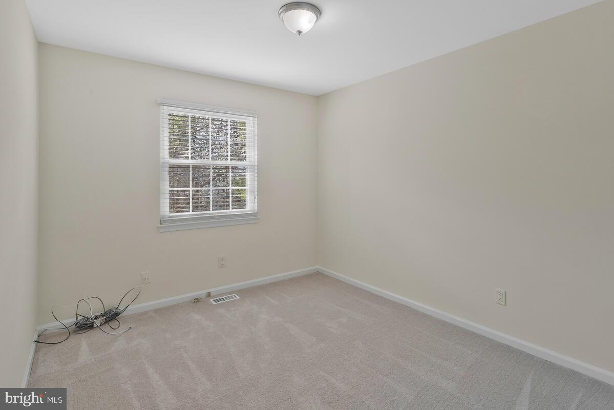 STOCKBRIDGE CONDO - Residential