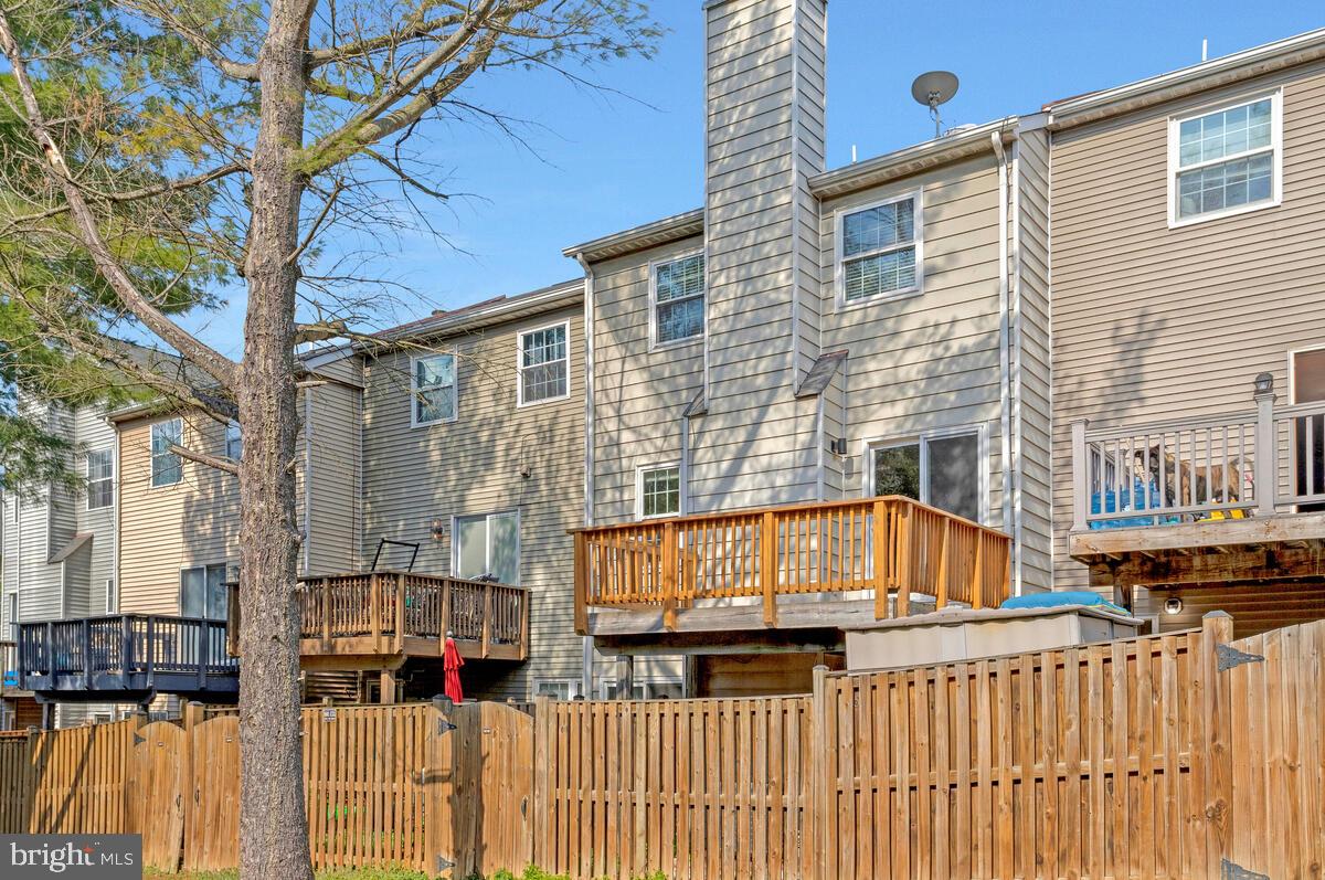 STOCKBRIDGE CONDO - Residential