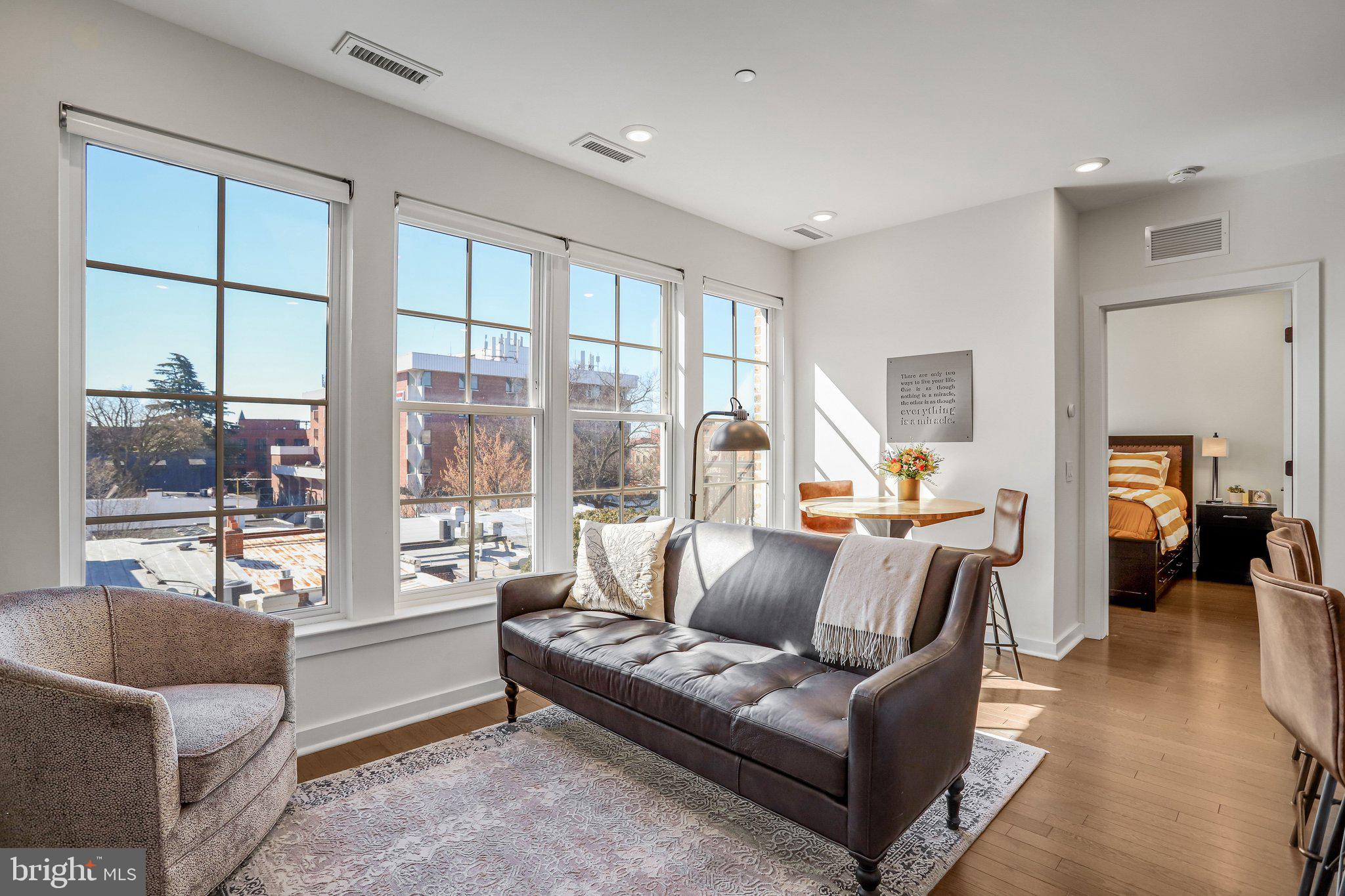 300 8TH STREET NE 404