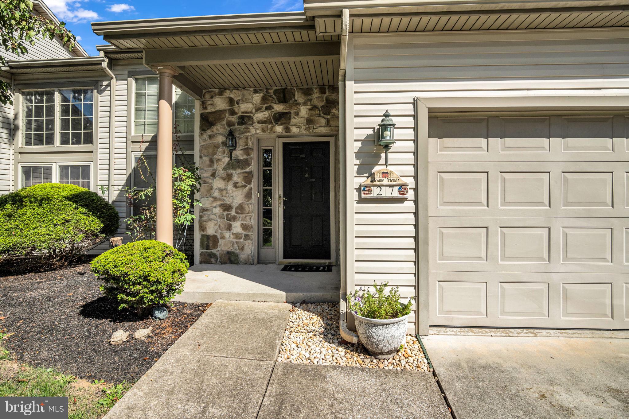 27 EDGEWATER DRIVE