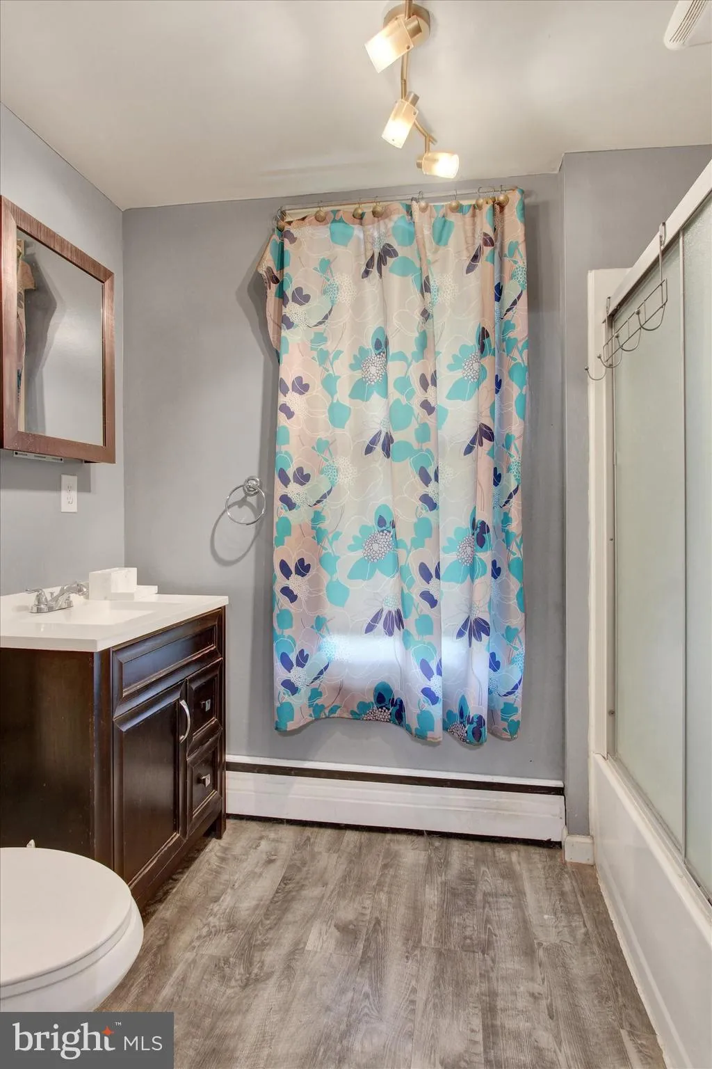 Hanover, Pennsylvania 17331, United States, 4 Bedrooms Bedrooms, ,2 BathroomsBathrooms,Residential,Active,162610