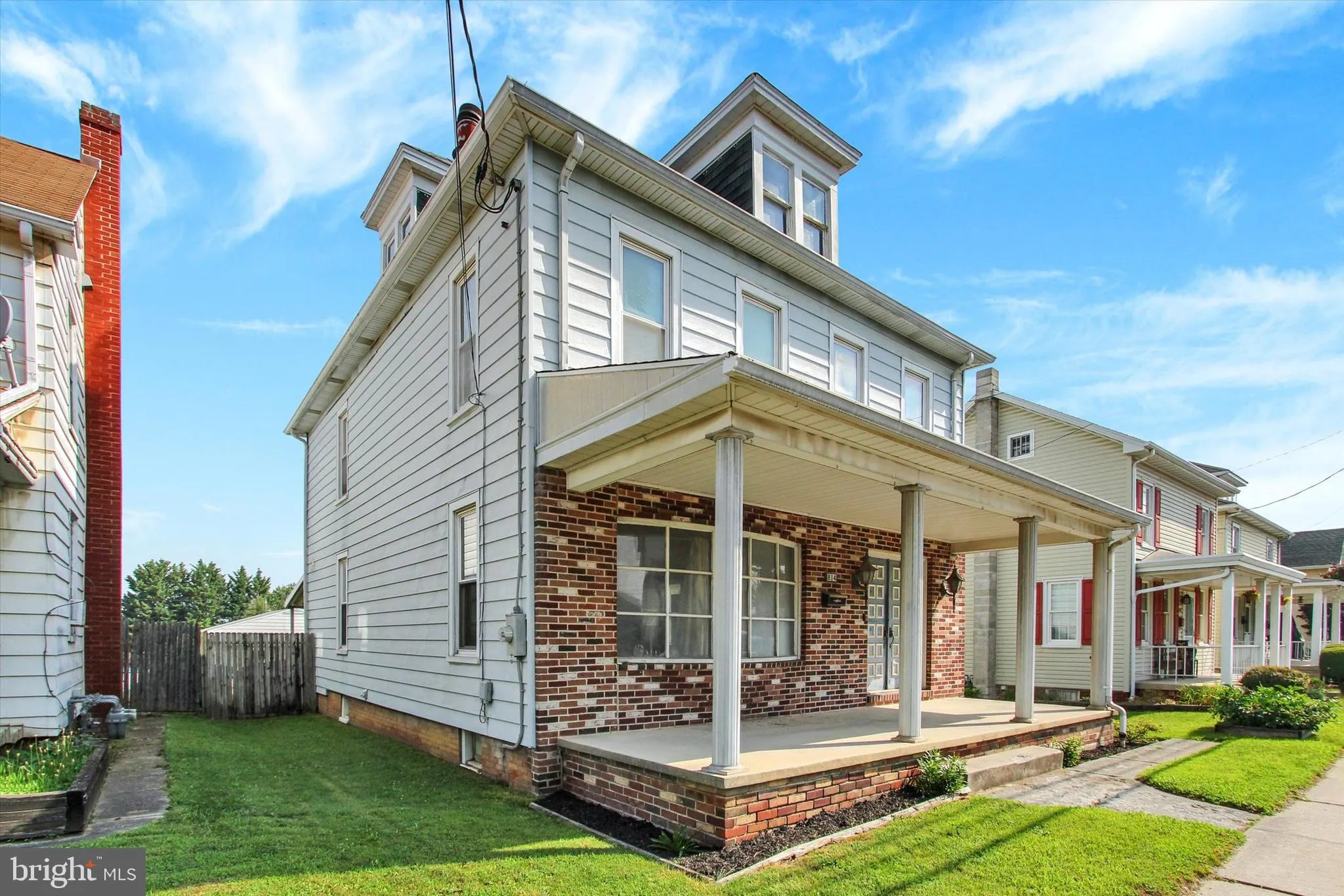 Hanover, Pennsylvania 17331, United States, 4 Bedrooms Bedrooms, ,2 BathroomsBathrooms,Residential,Active,162610