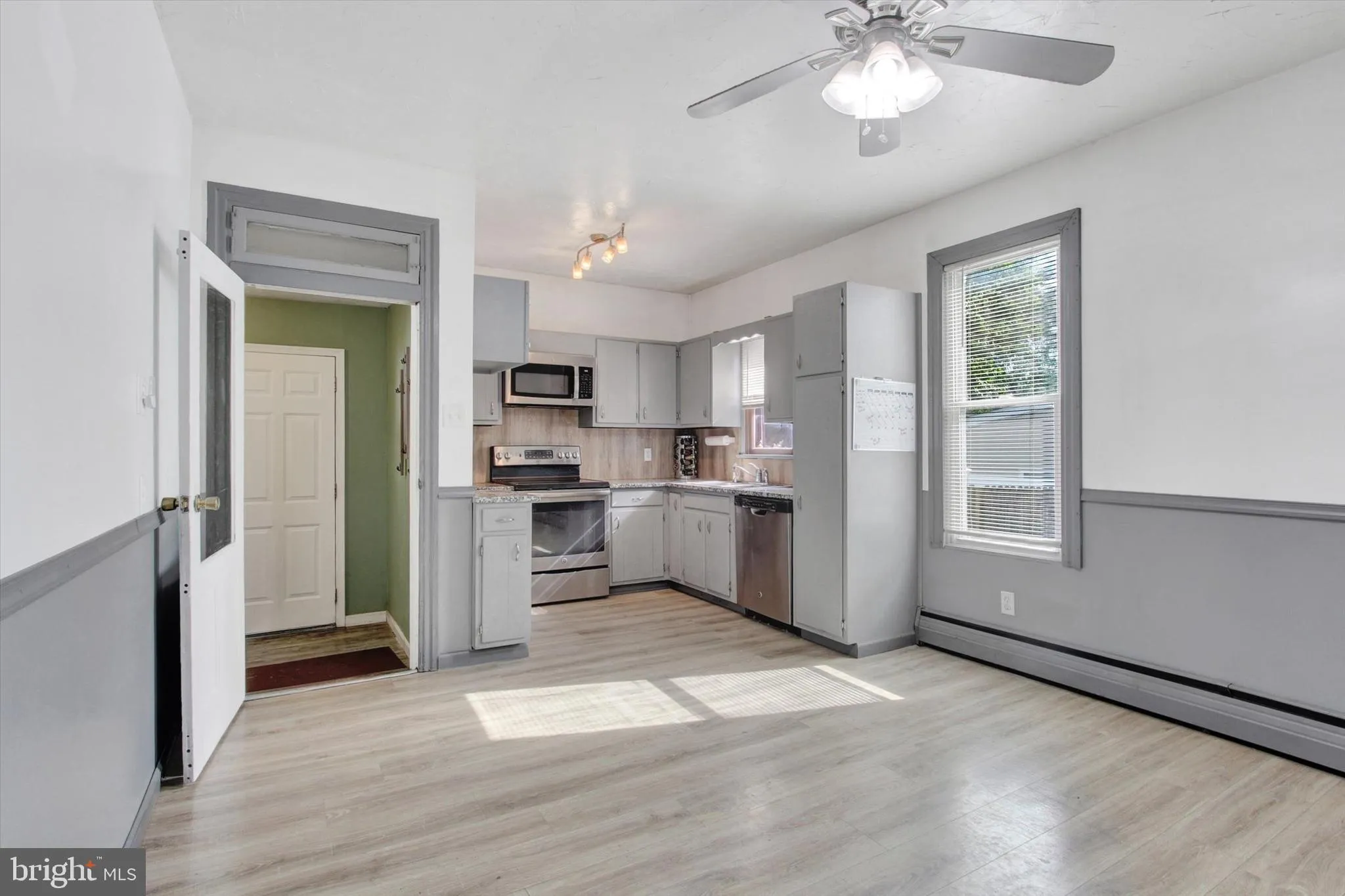 Hanover, Pennsylvania 17331, United States, 4 Bedrooms Bedrooms, ,2 BathroomsBathrooms,Residential,Active,162610