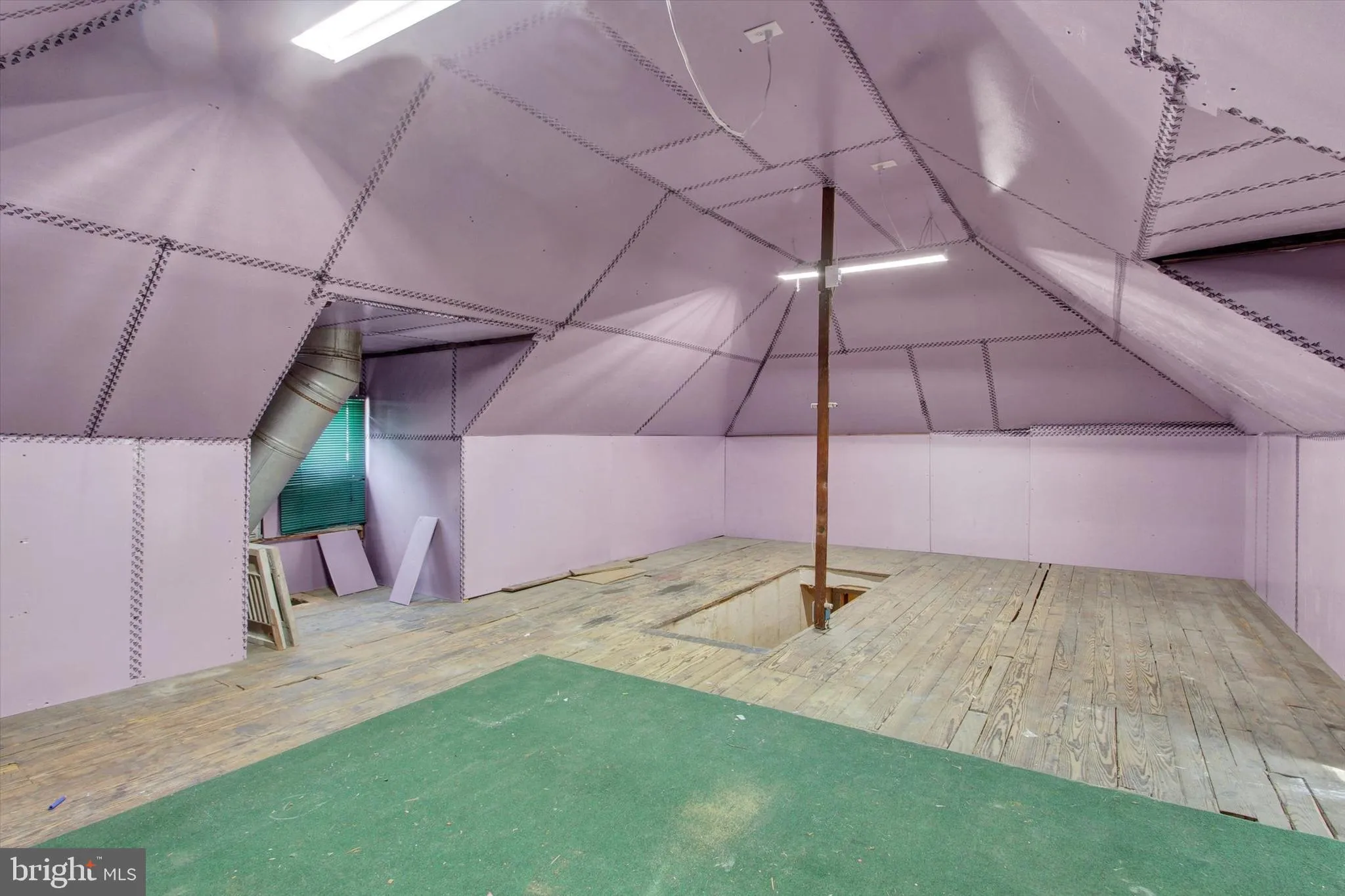 Hanover, Pennsylvania 17331, United States, 4 Bedrooms Bedrooms, ,2 BathroomsBathrooms,Residential,Active,162610