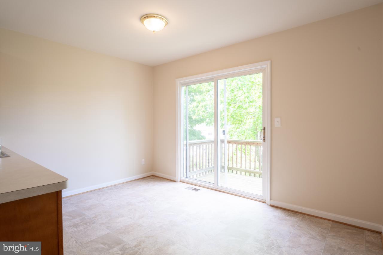 CAPTAINS QUARTER CONDOMINIUM - Residential Lease