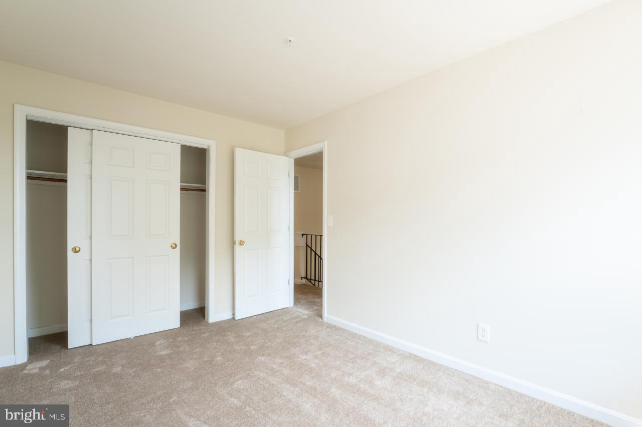 CAPTAINS QUARTER CONDOMINIUM - Residential Lease