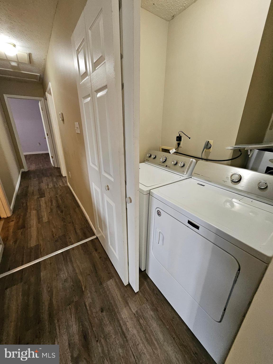 FAIRVIEW ESTATES - Residential