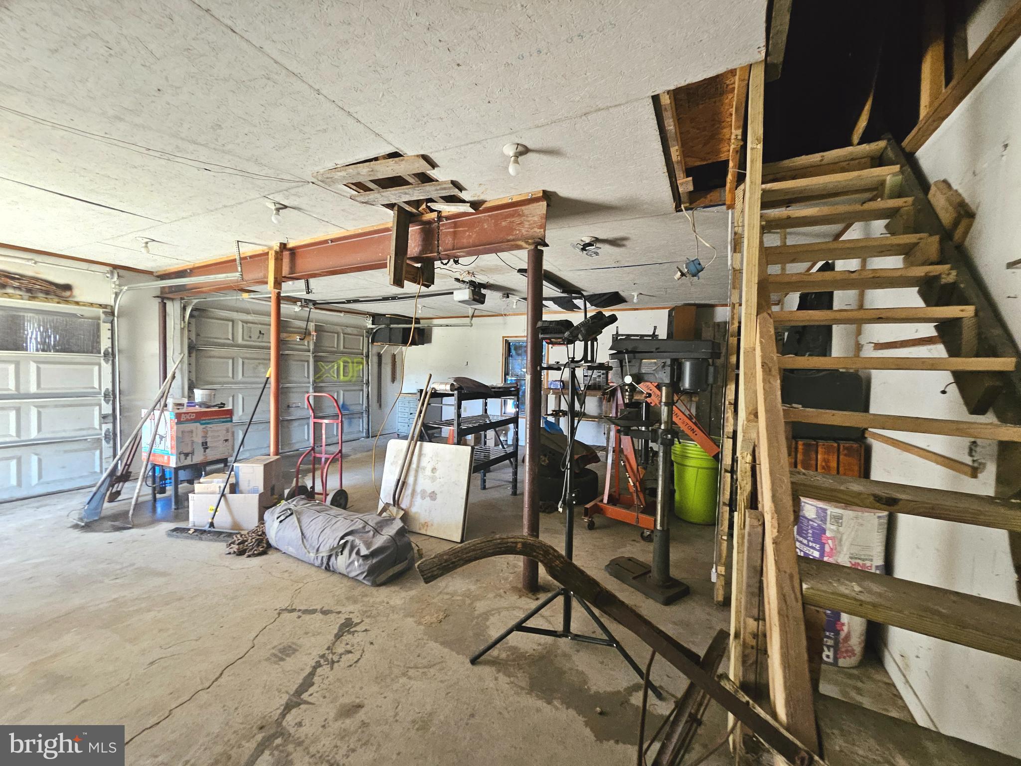 FAIRVIEW ESTATES - Residential