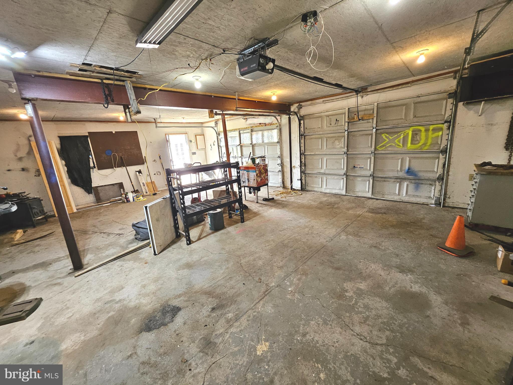 FAIRVIEW ESTATES - Residential