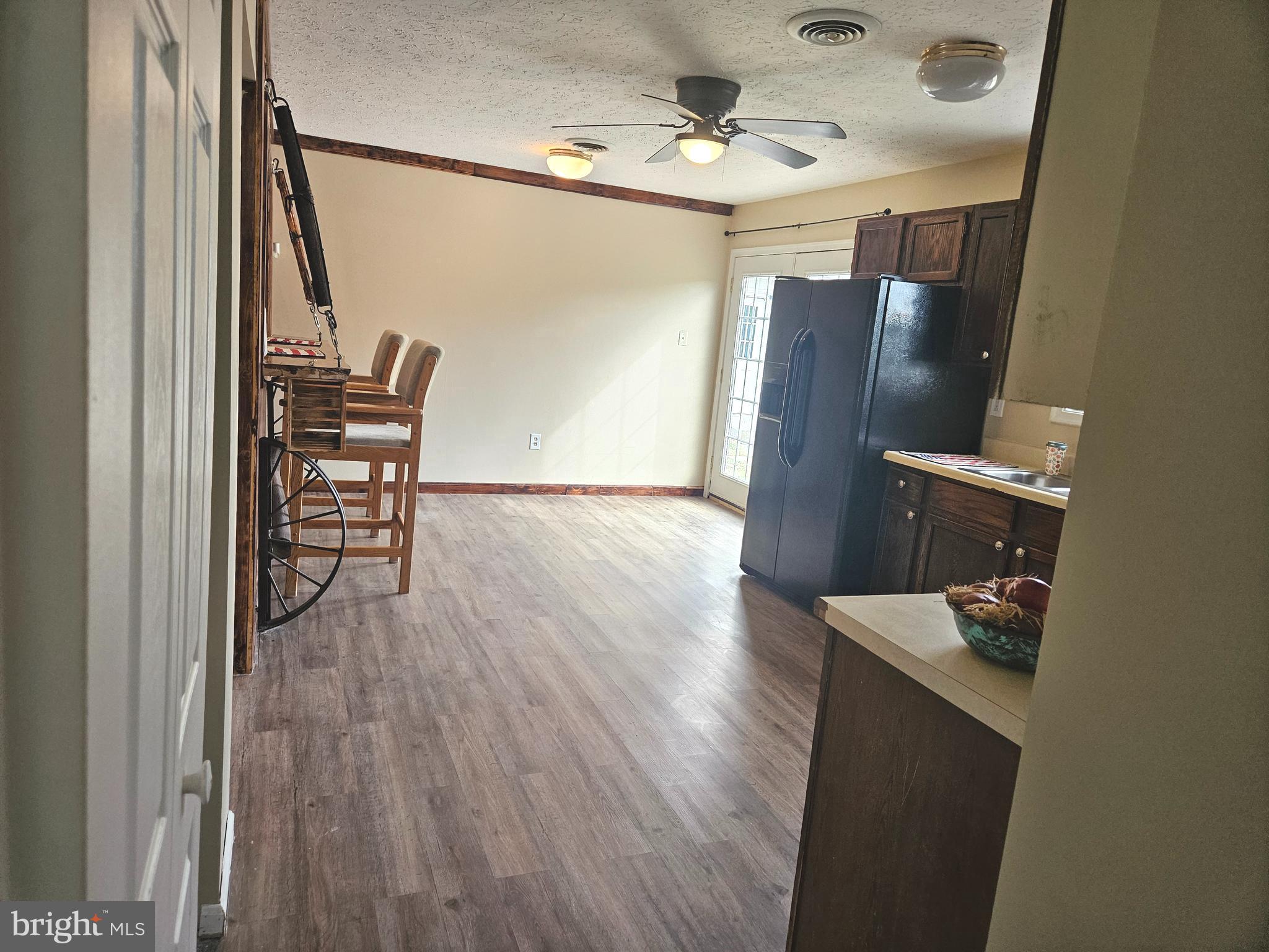 FAIRVIEW ESTATES - Residential