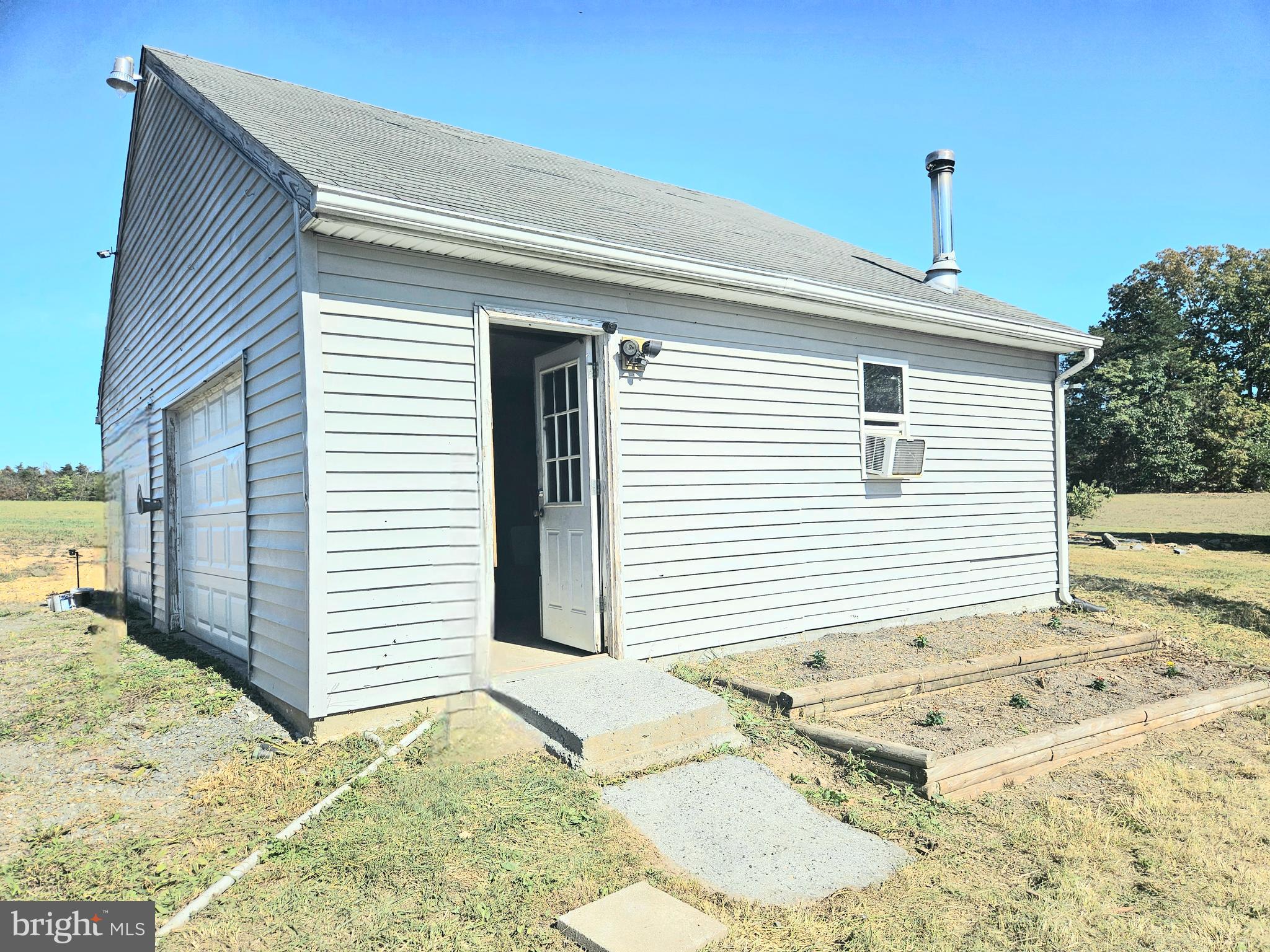 FAIRVIEW ESTATES - Residential