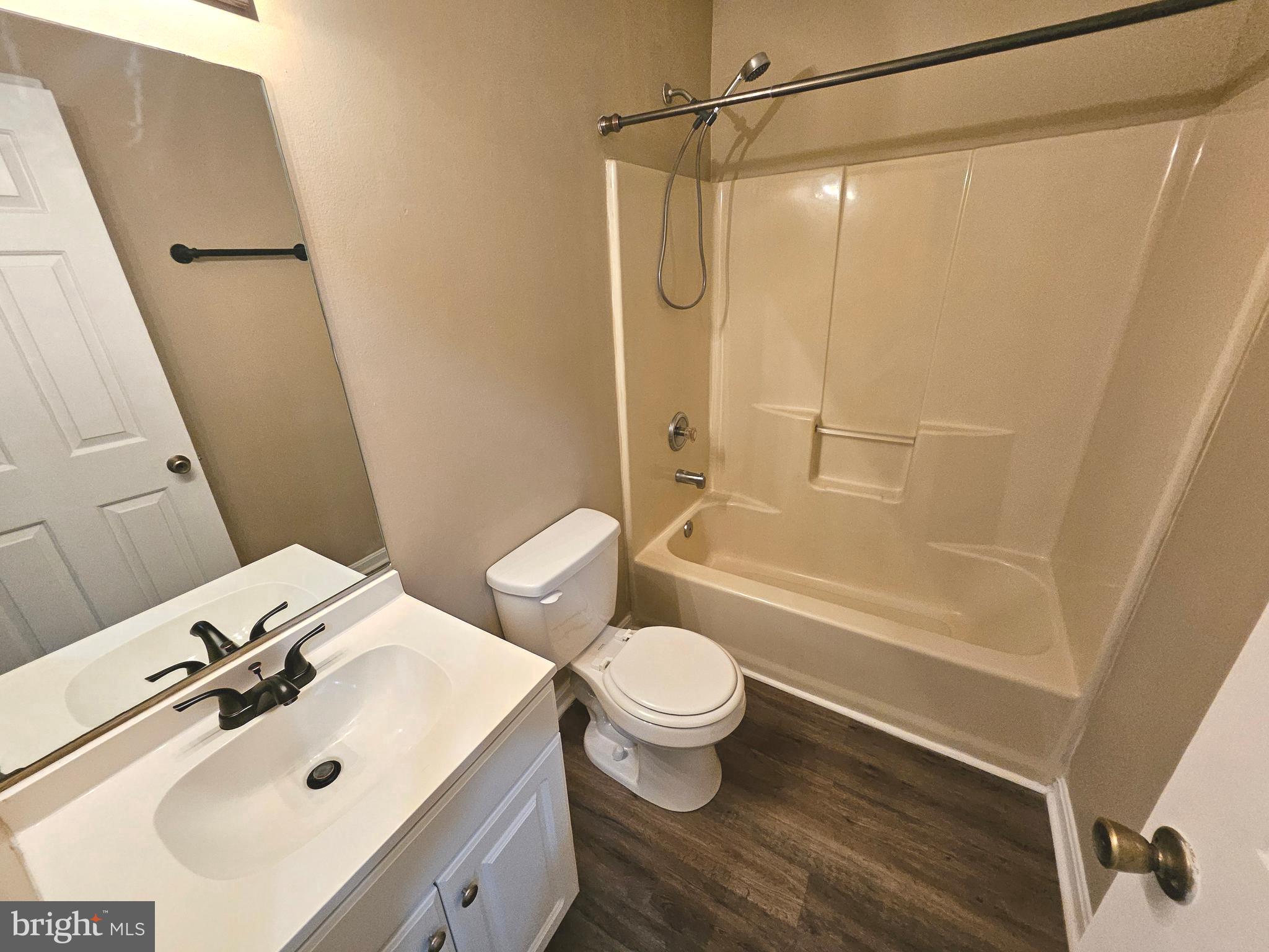 FAIRVIEW ESTATES - Residential