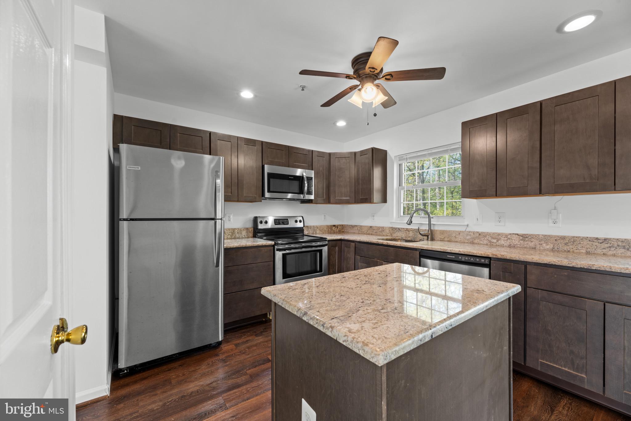 RIDERS GLEN - Residential