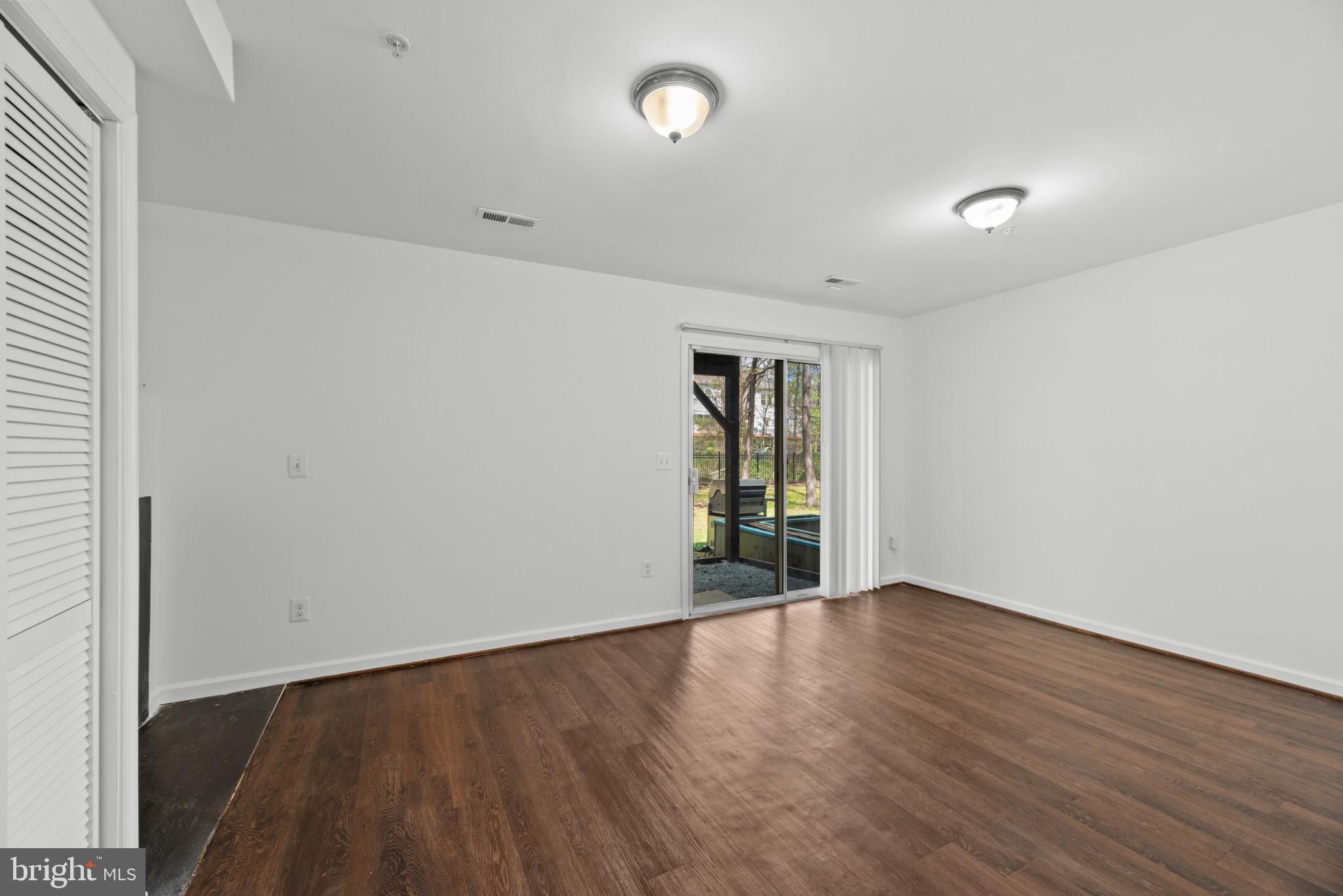 RIDERS GLEN - Residential