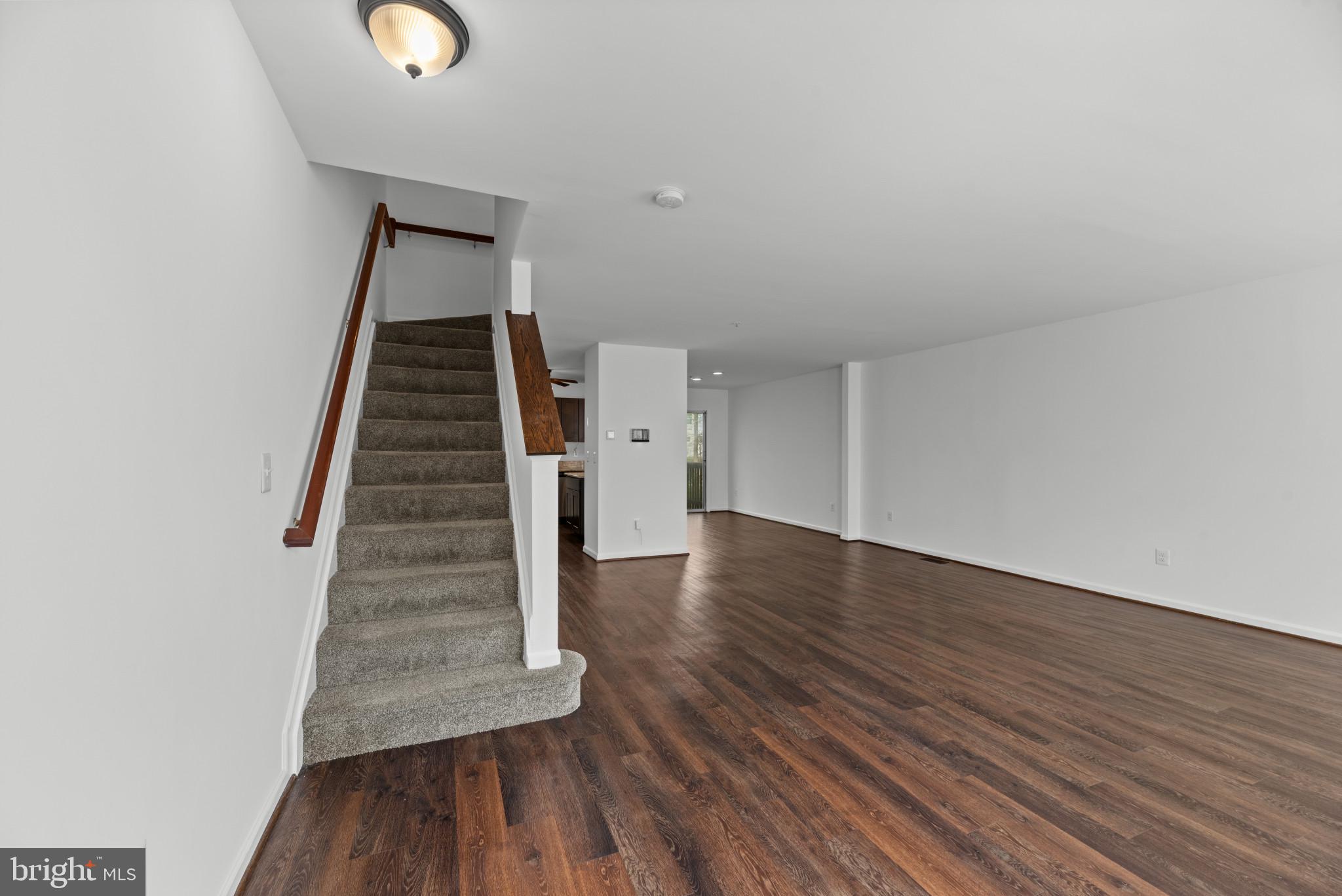 RIDERS GLEN - Residential