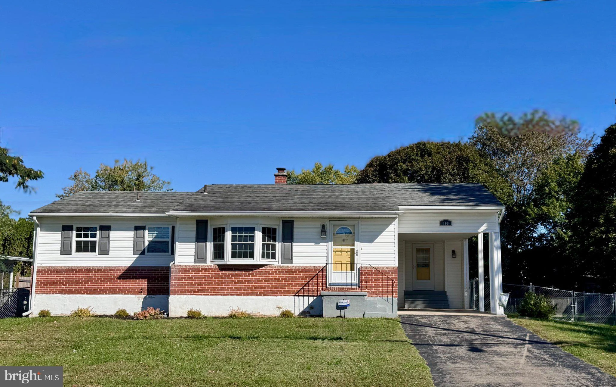 109 W Thomson Drive
