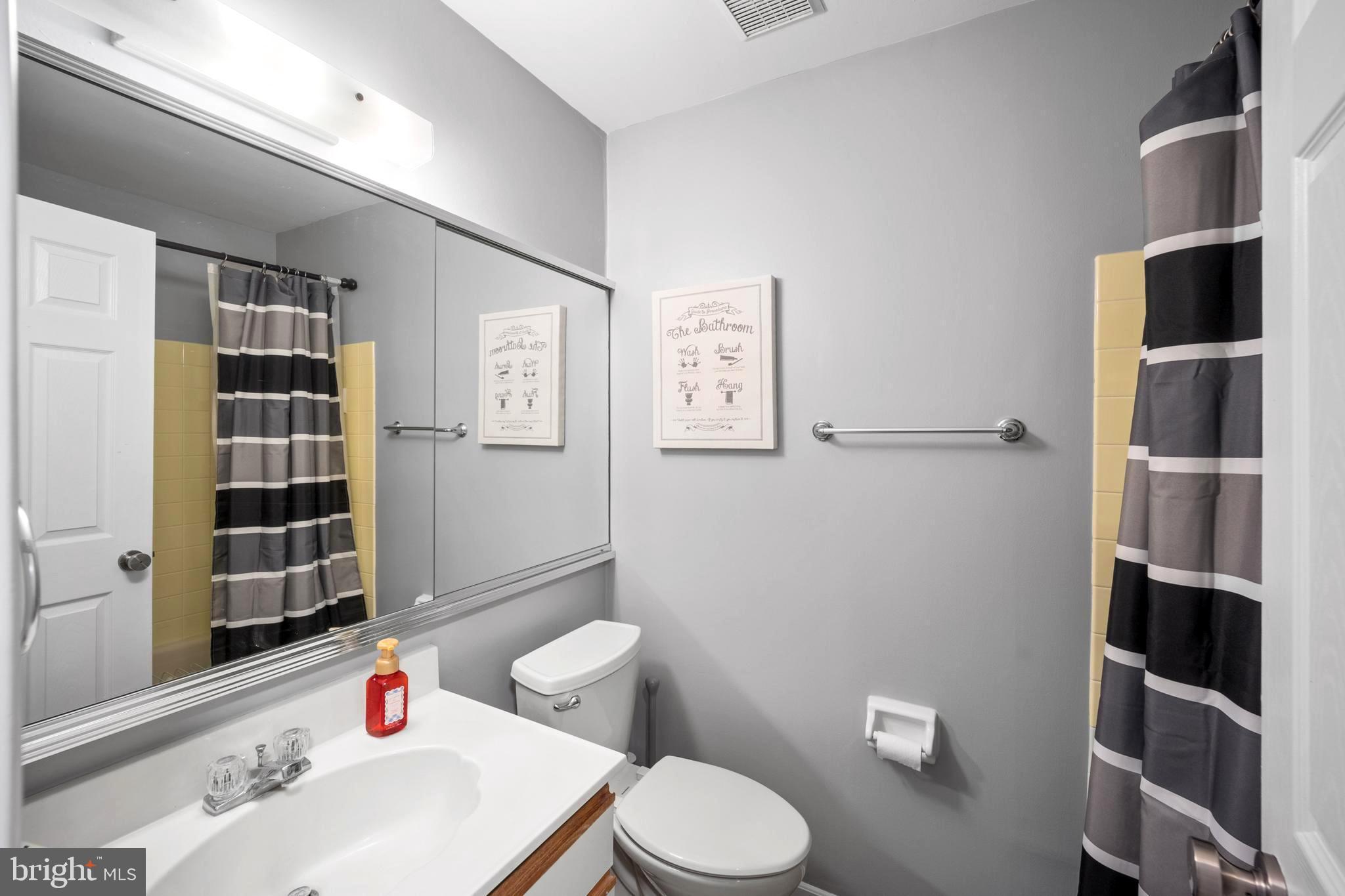 SAW MILL VALLEY - Residential