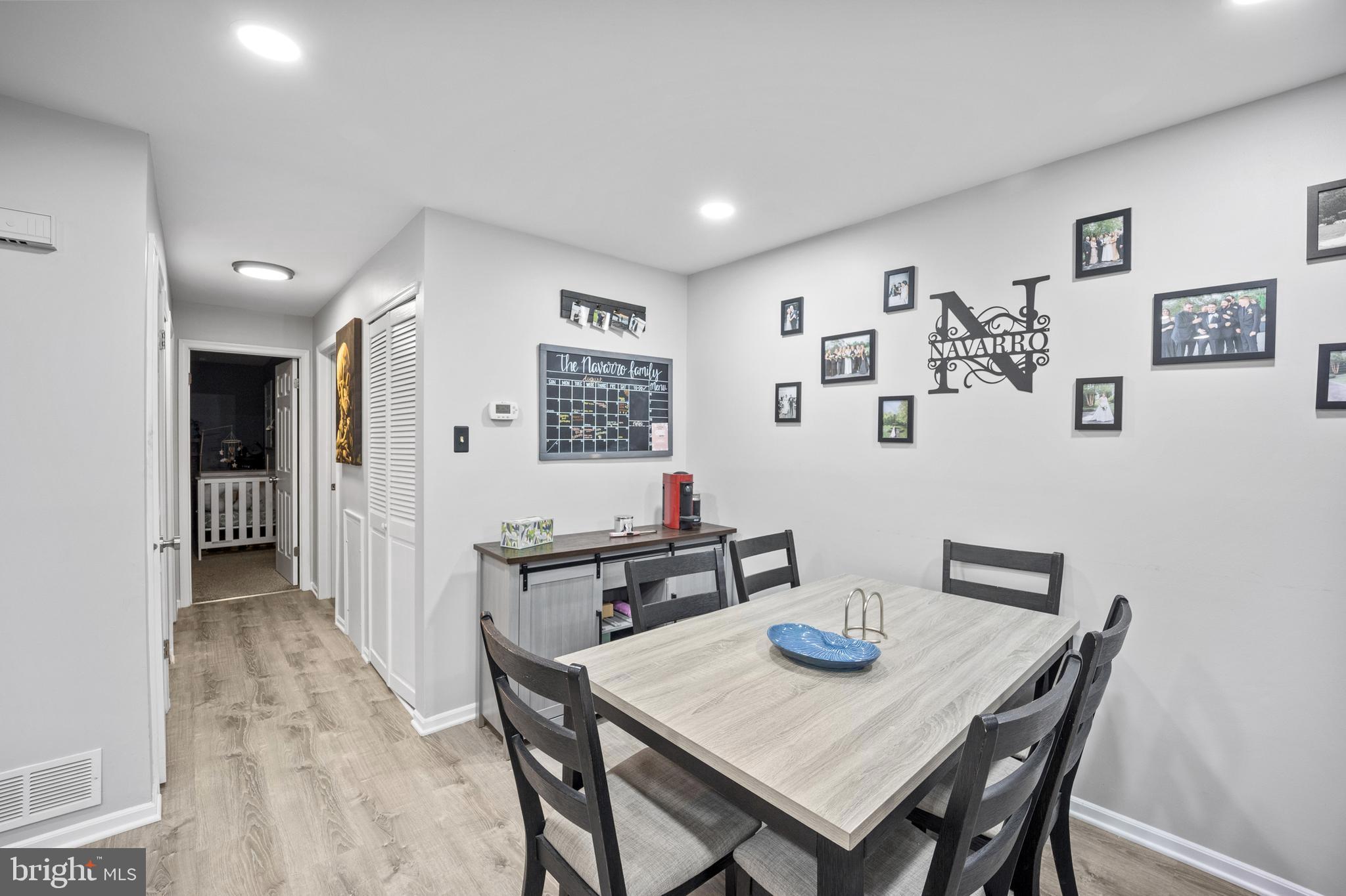 SAW MILL VALLEY - Residential