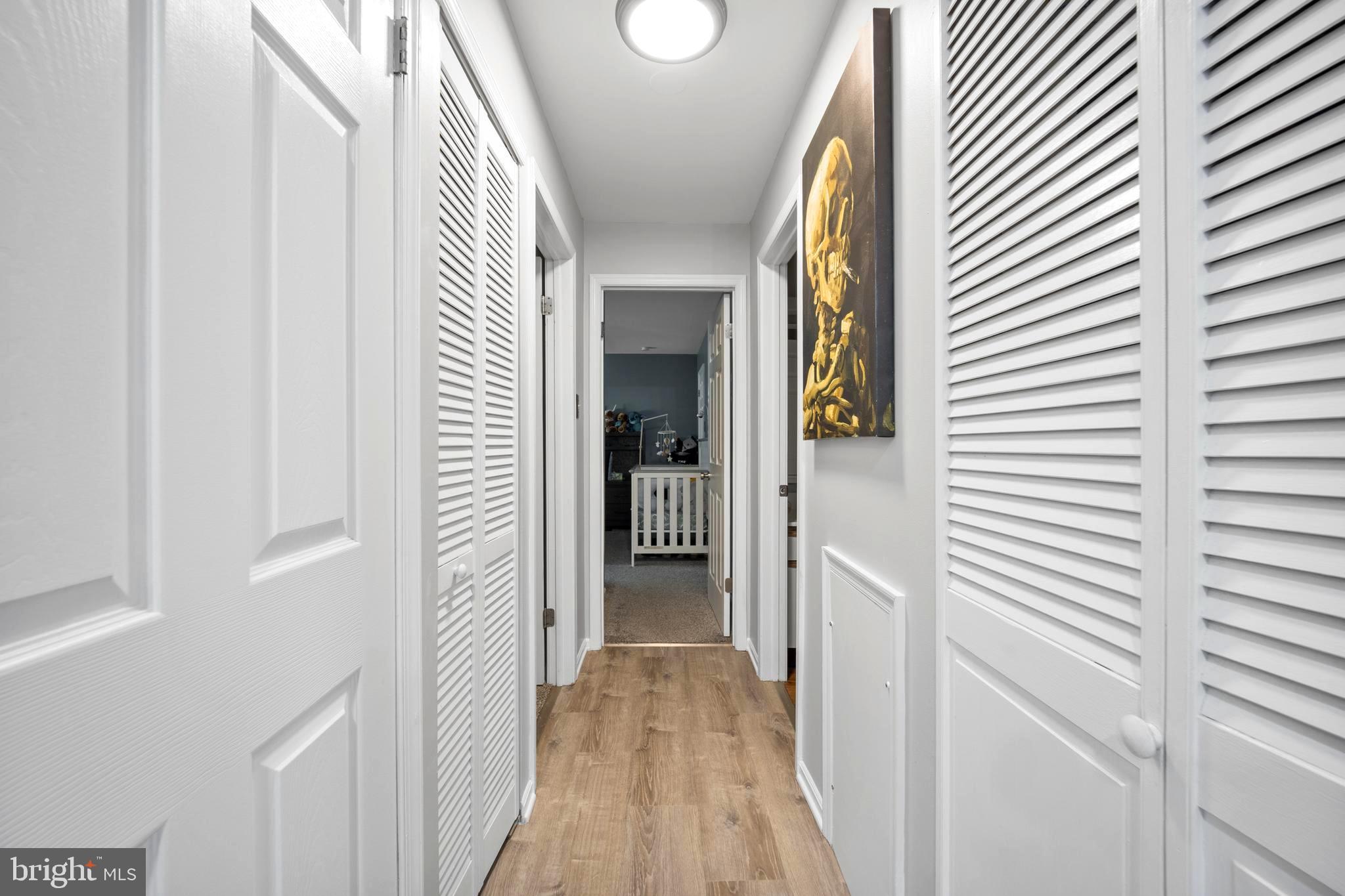 SAW MILL VALLEY - Residential