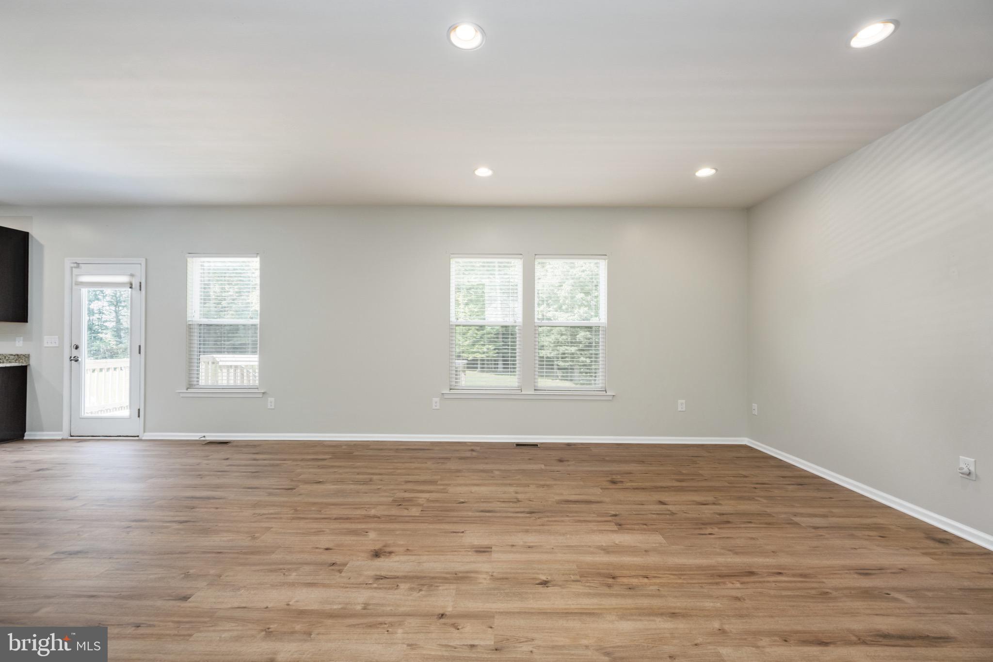 STAFFORD LAKES VILLAGE - Residential