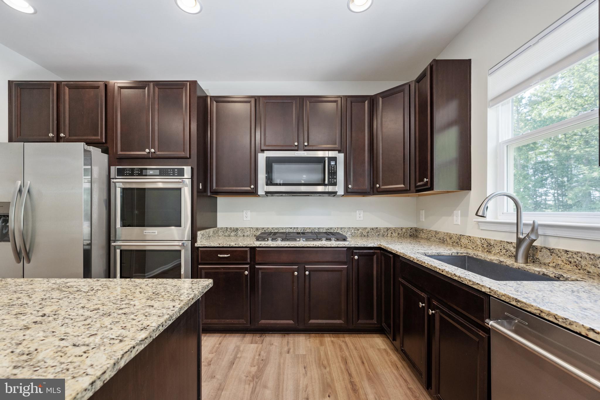 STAFFORD LAKES VILLAGE - Residential