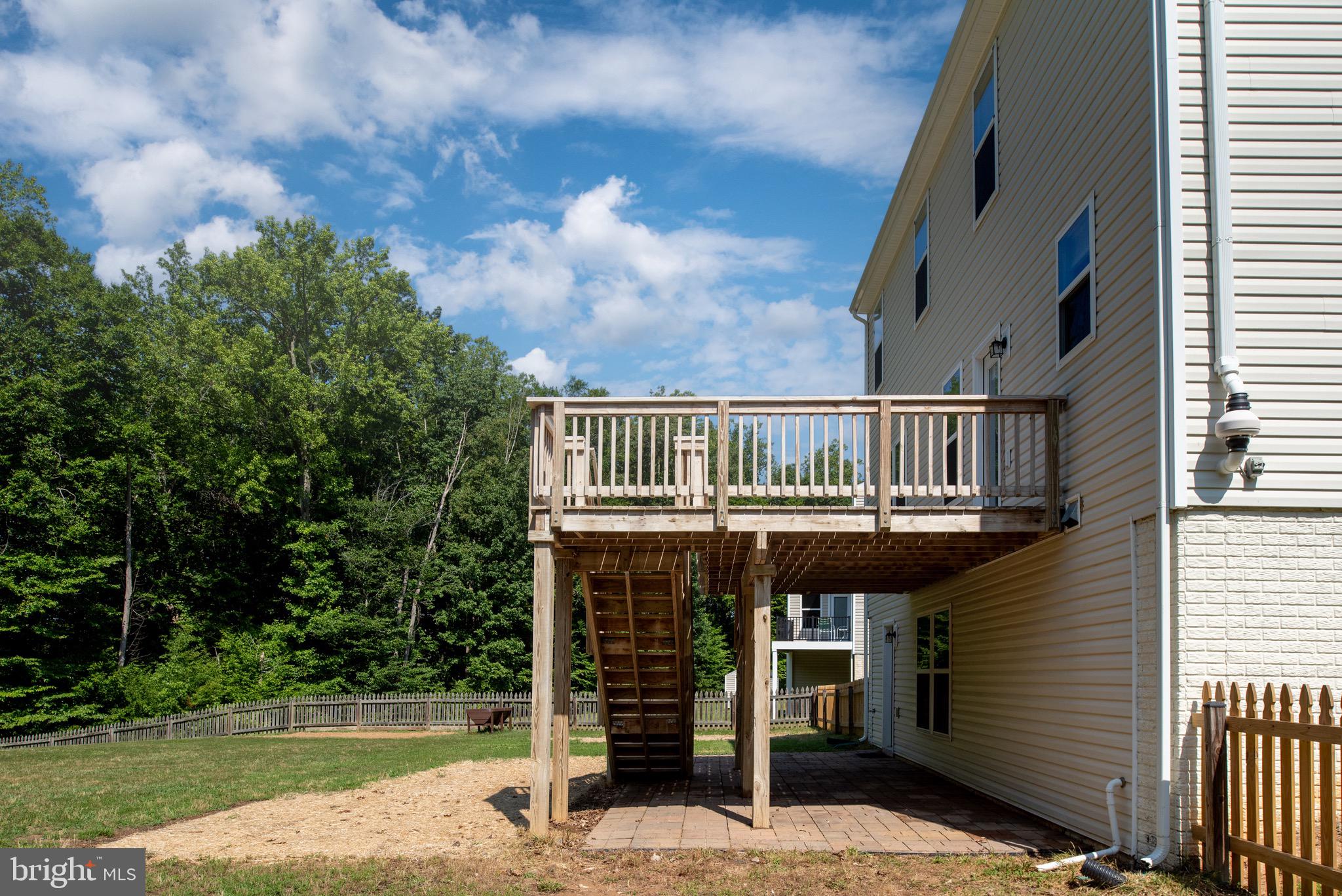 STAFFORD LAKES VILLAGE - Residential