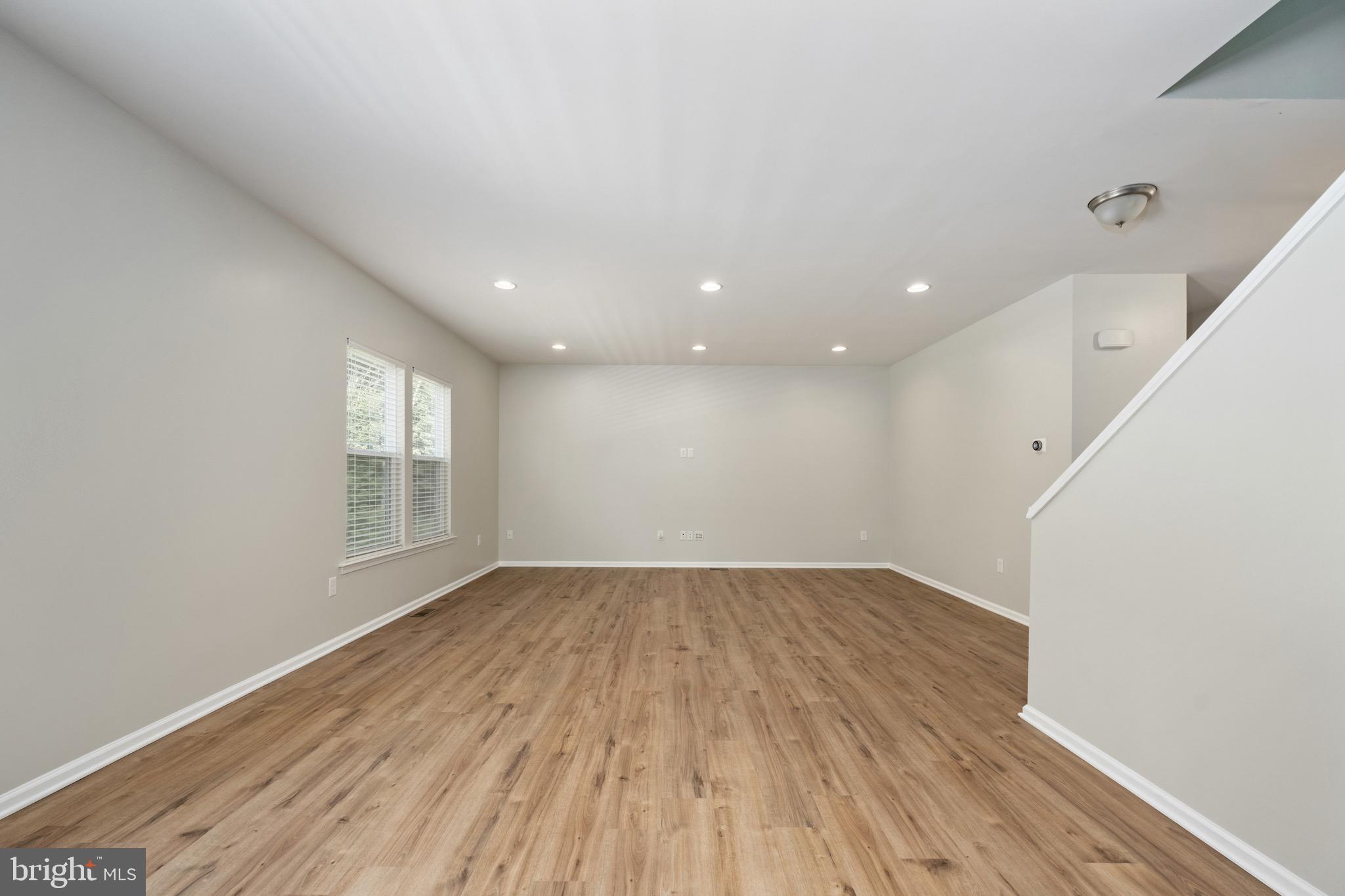 STAFFORD LAKES VILLAGE - Residential