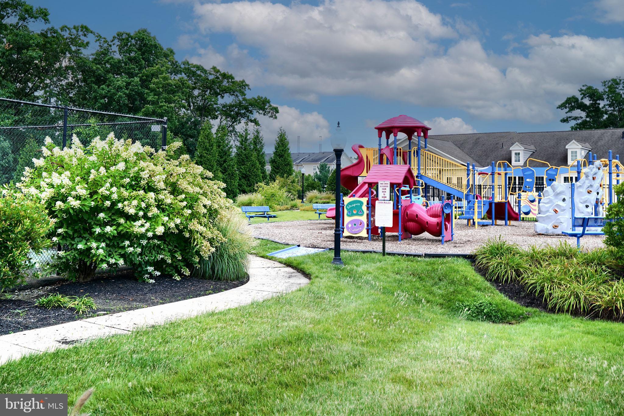 TANYARD SPRINGS - Residential