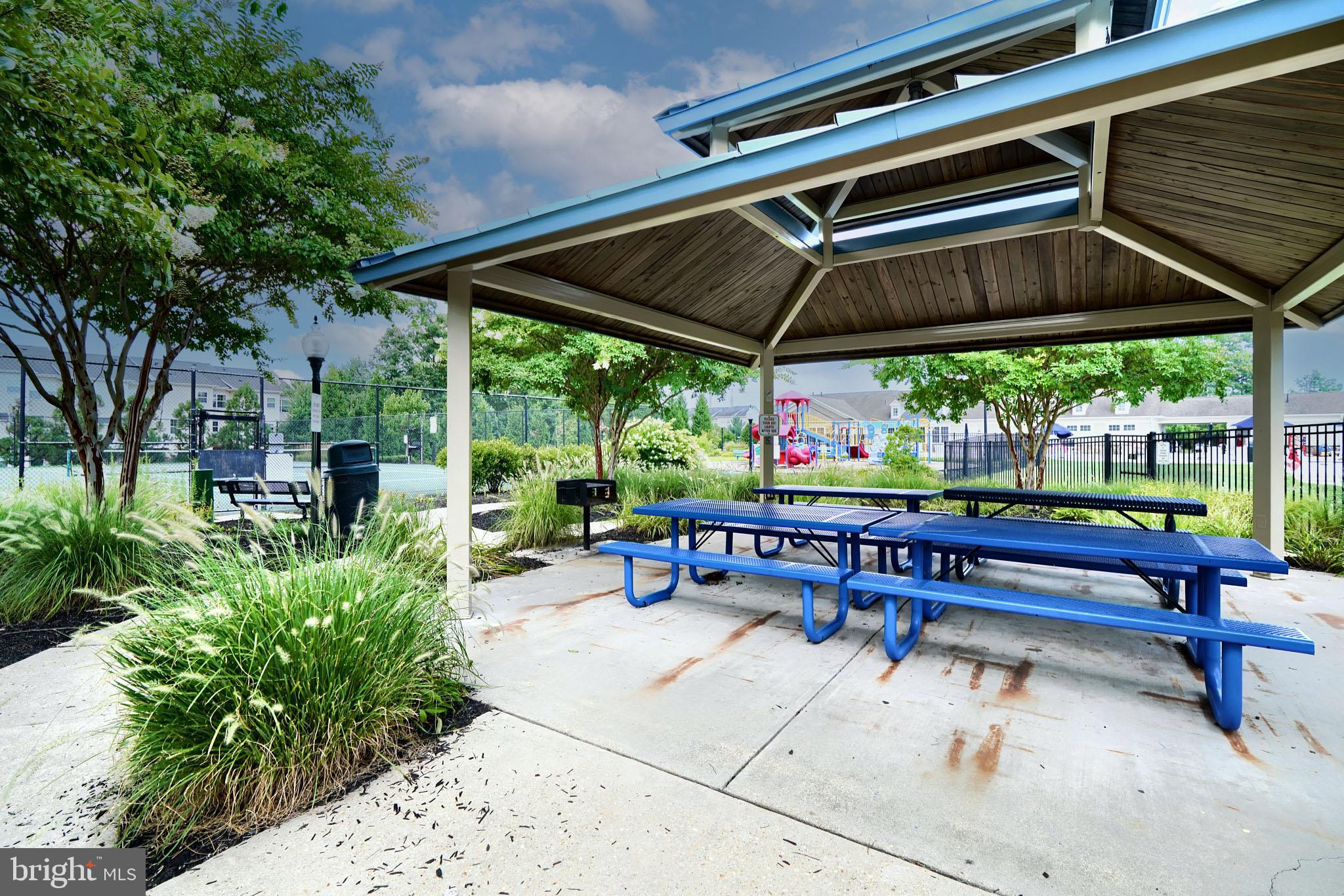 TANYARD SPRINGS - Residential