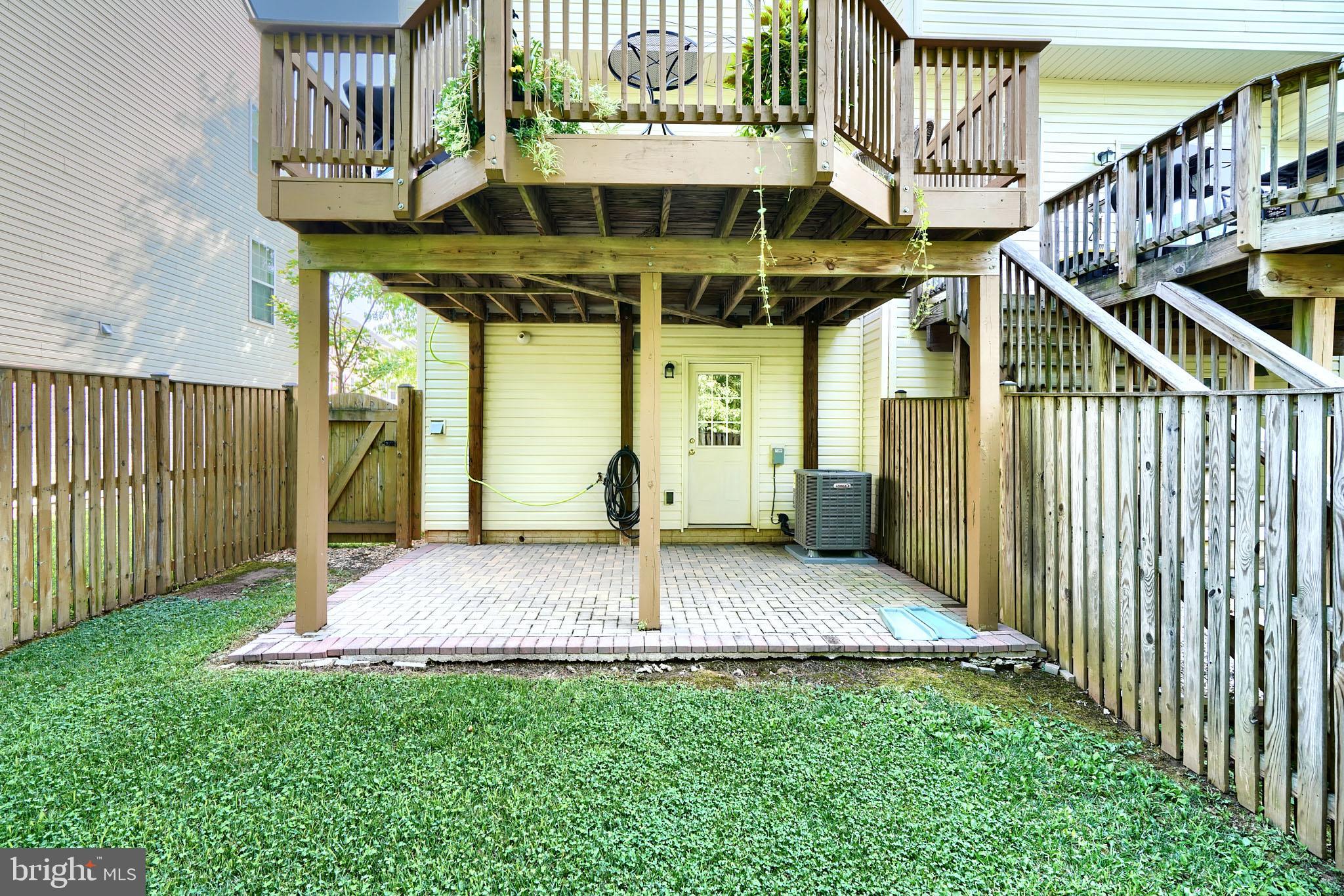 TANYARD SPRINGS - Residential