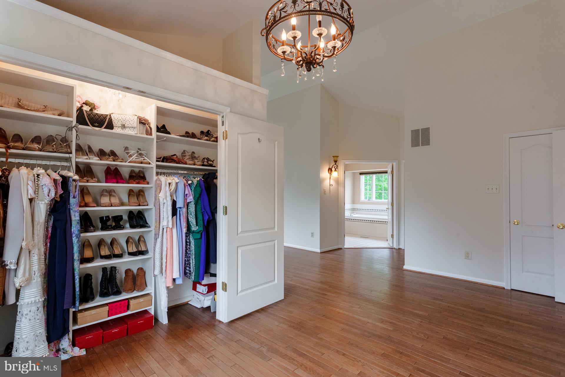 HILLS AT NORTHAMPT - Residential