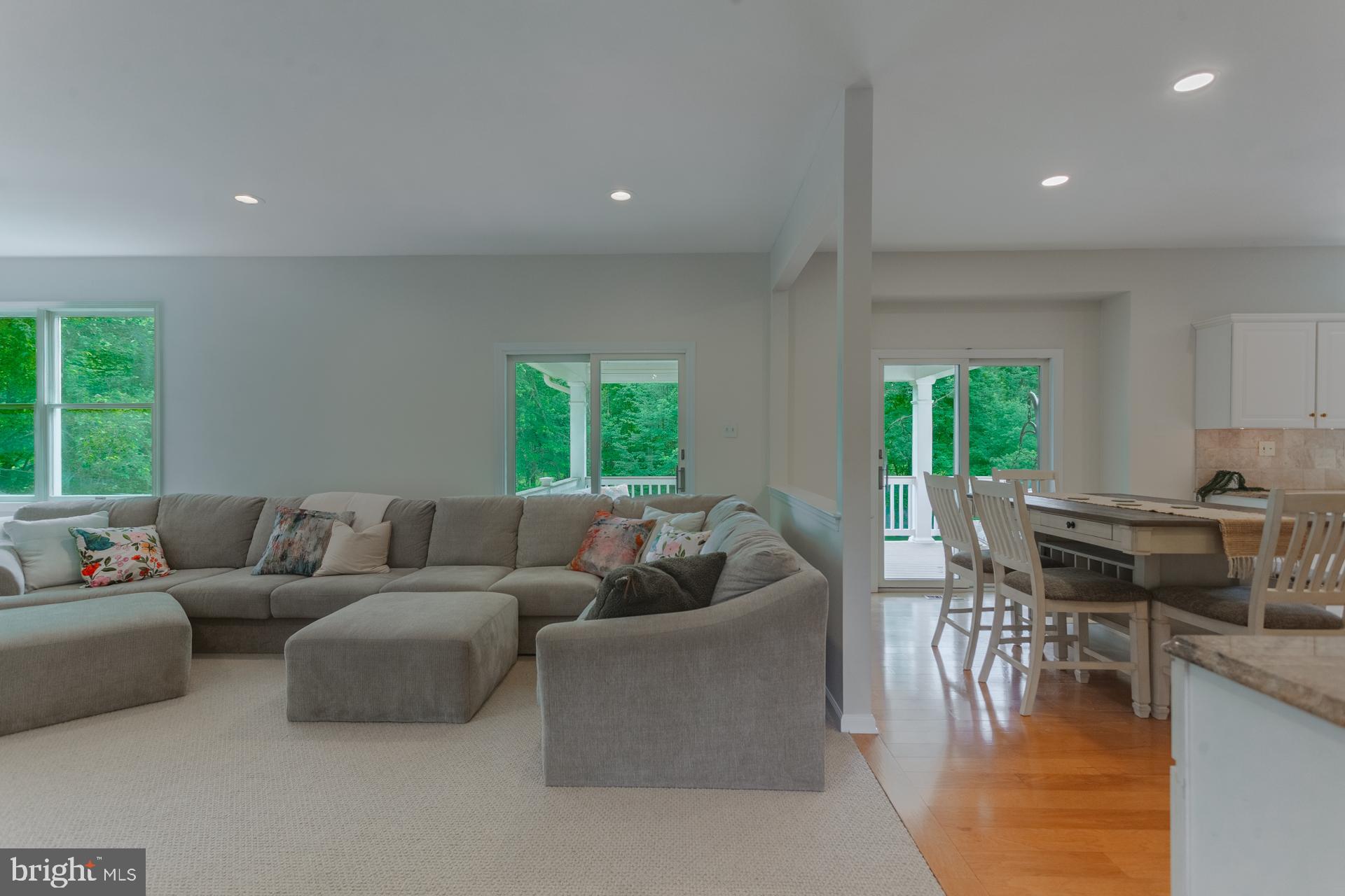 HILLS AT NORTHAMPT - Residential