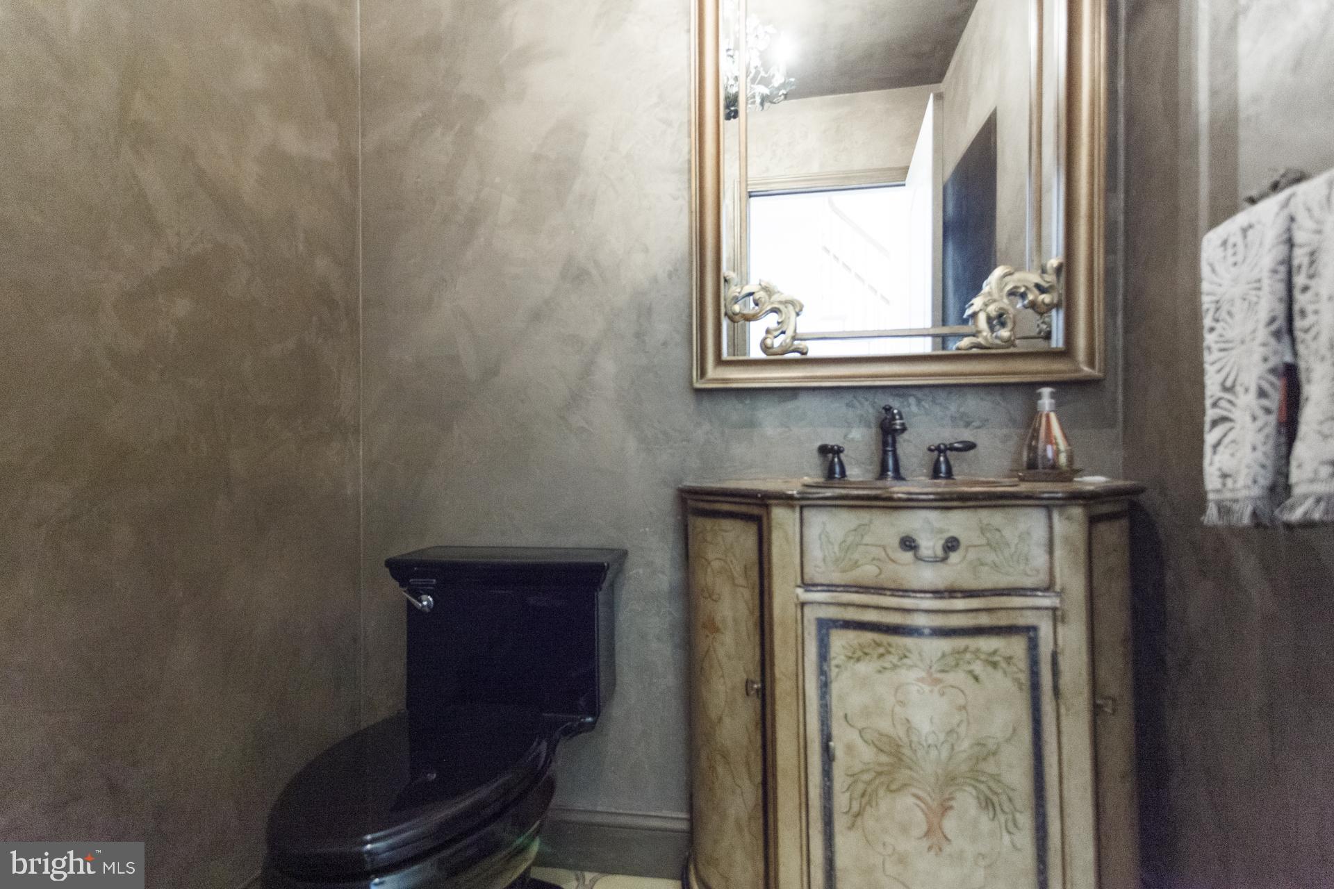 HILLS AT NORTHAMPT - Residential