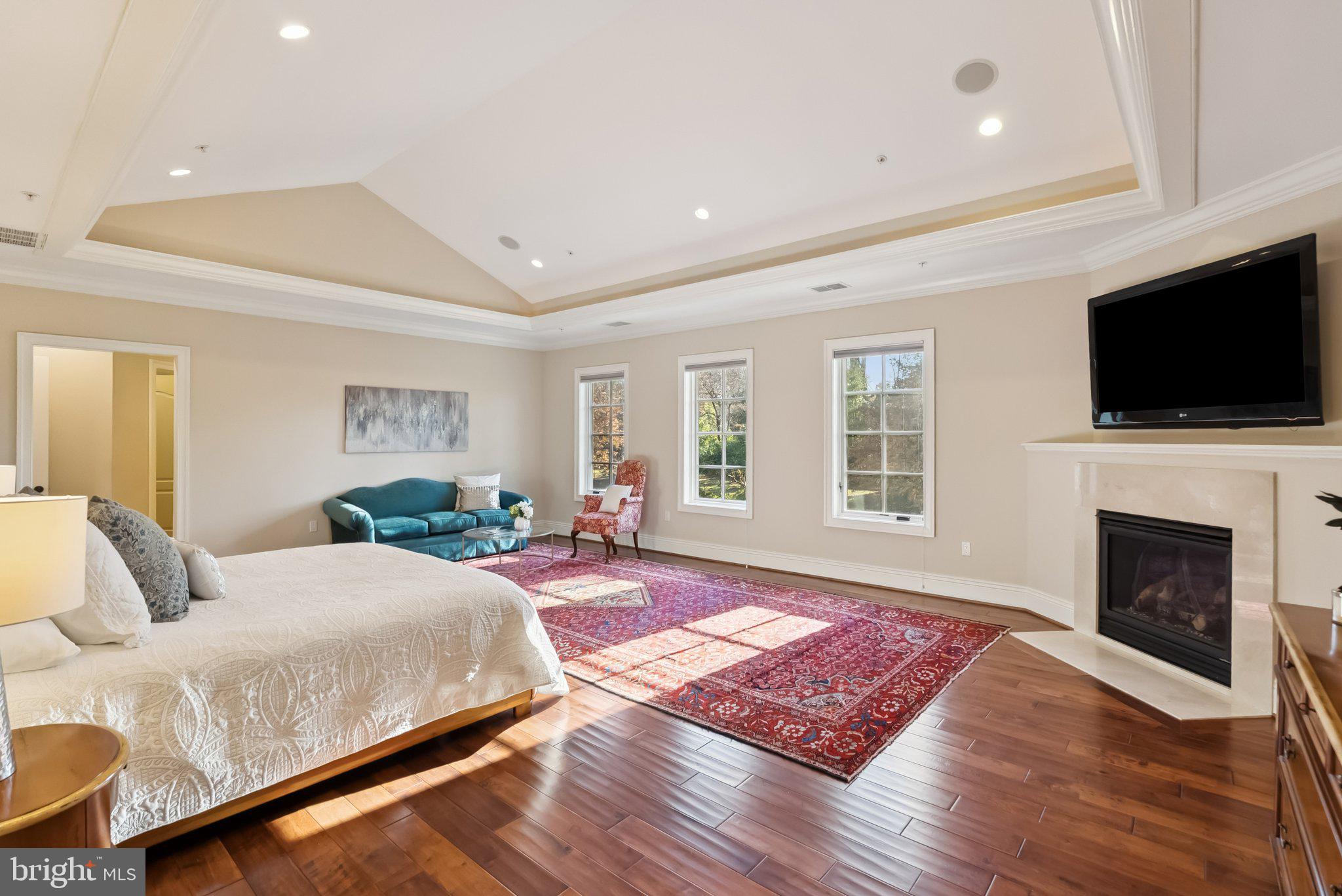 POTOMAC MANOR - Residential