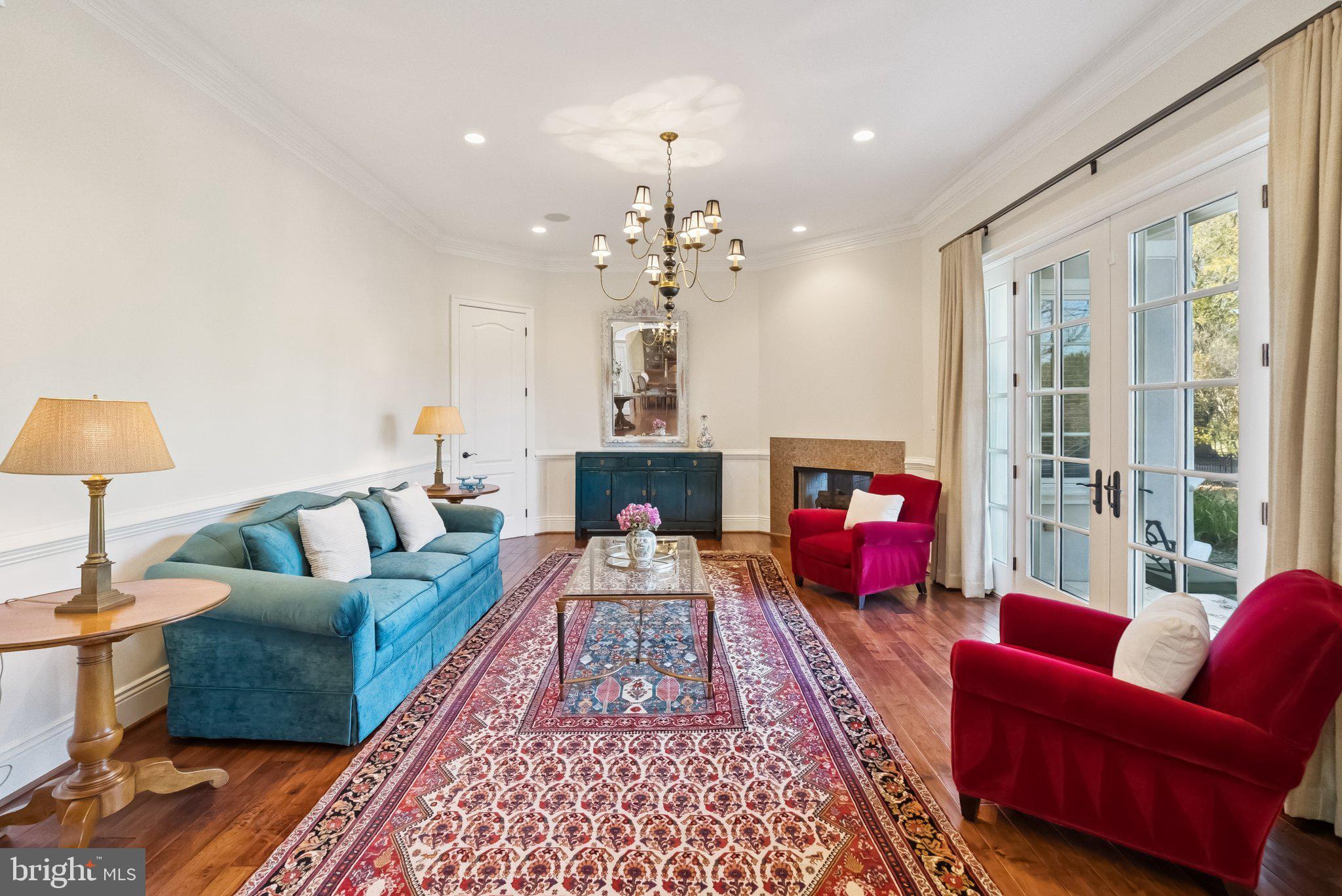 POTOMAC MANOR - Residential