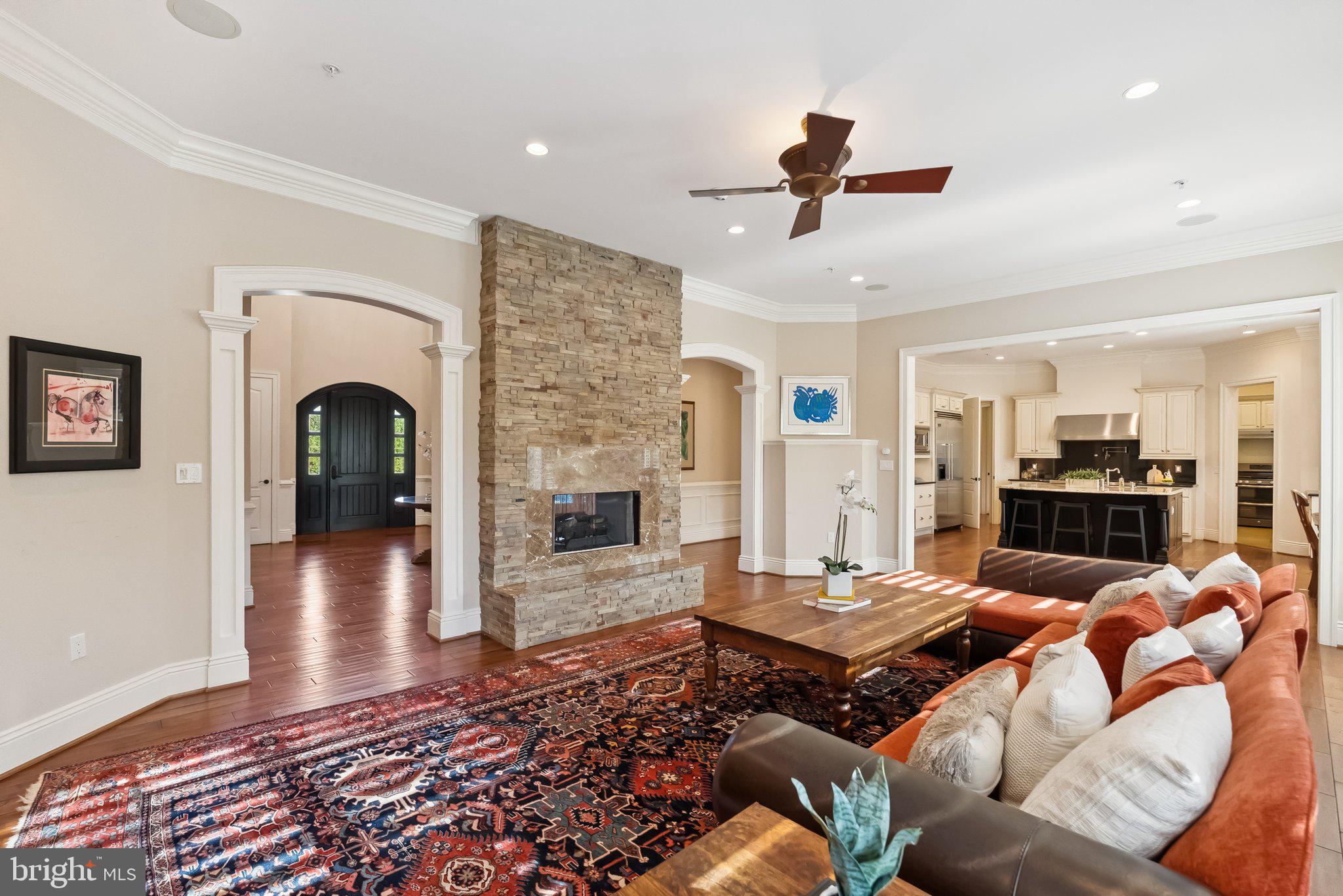 POTOMAC MANOR - Residential