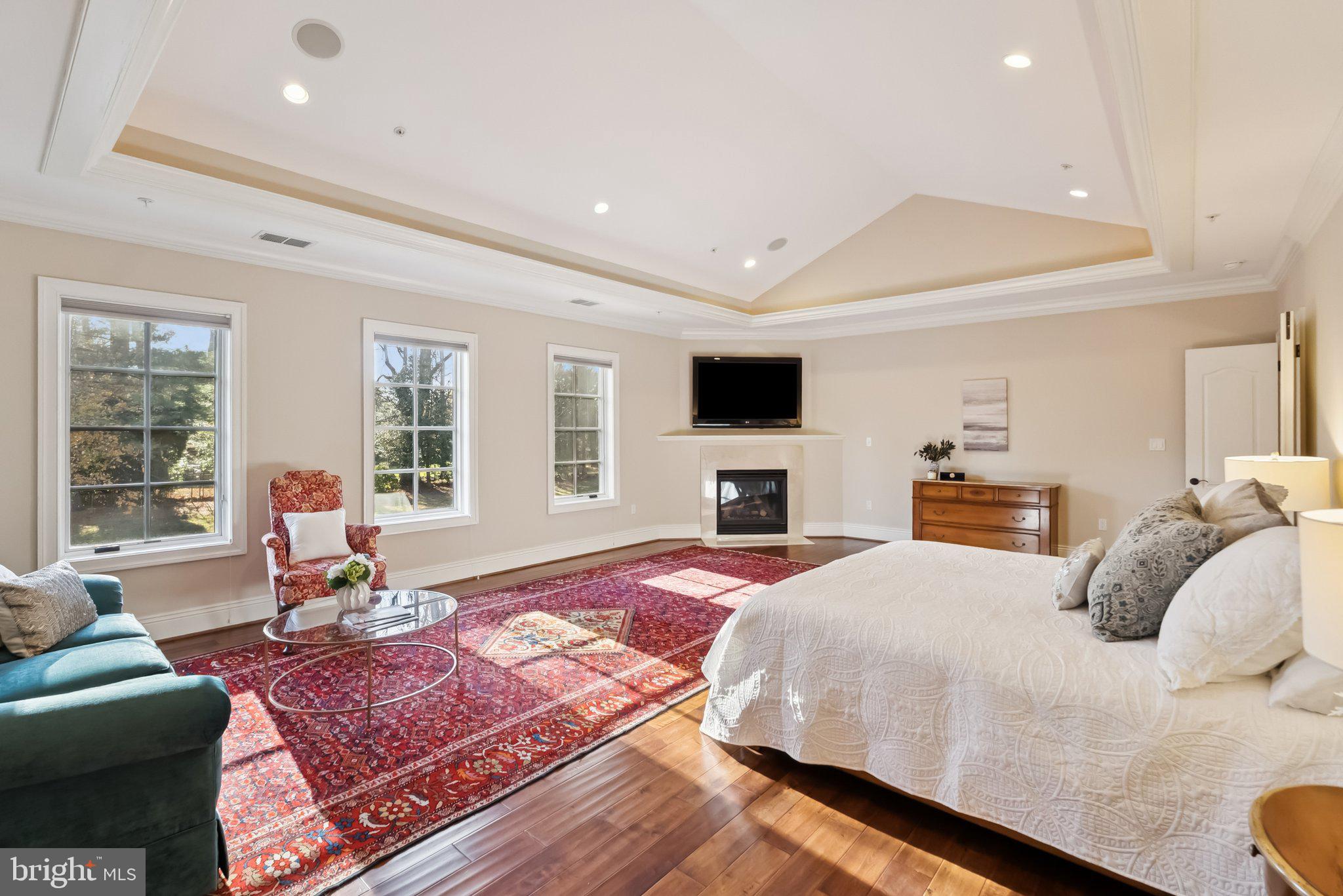 POTOMAC MANOR - Residential