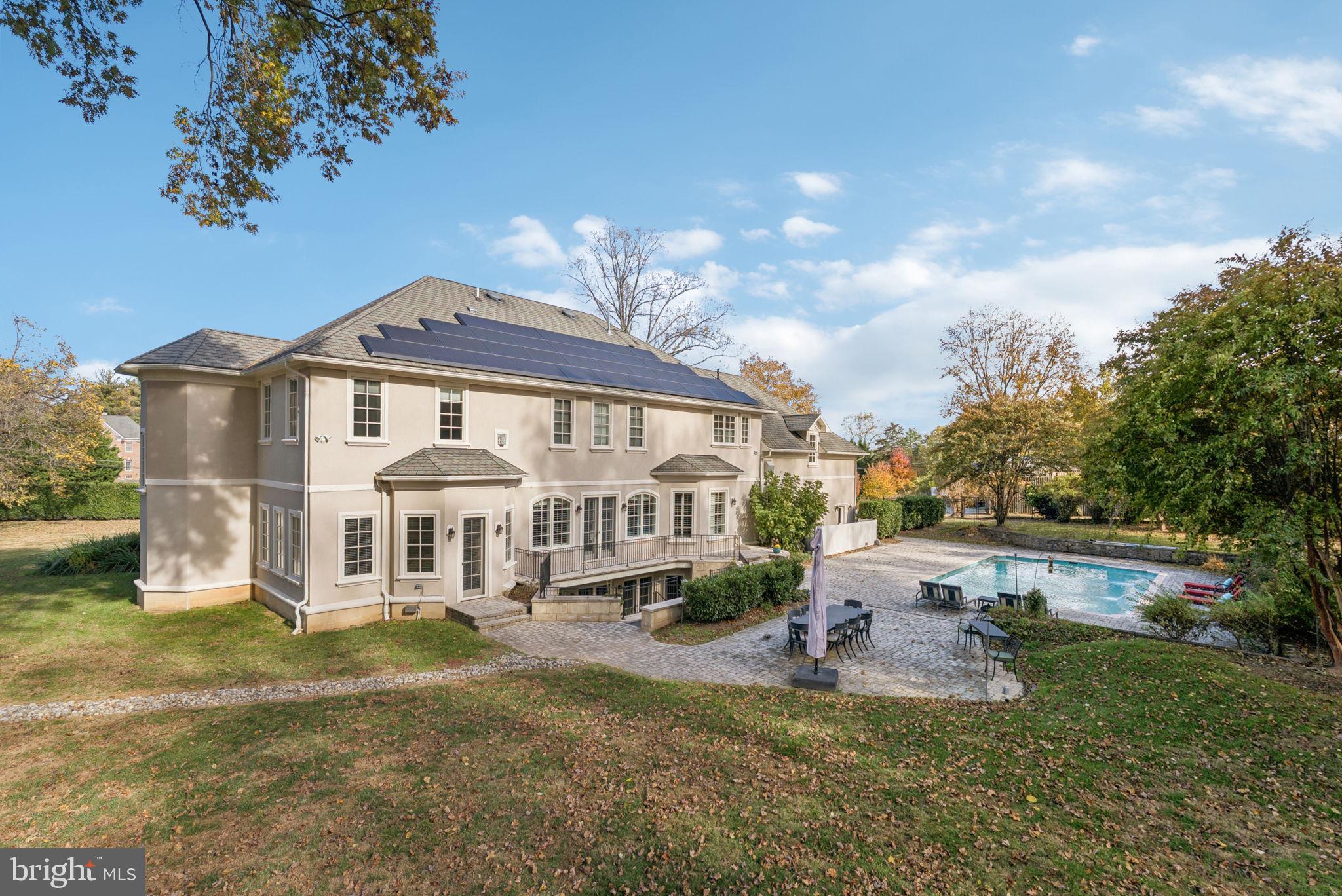 POTOMAC MANOR - Residential