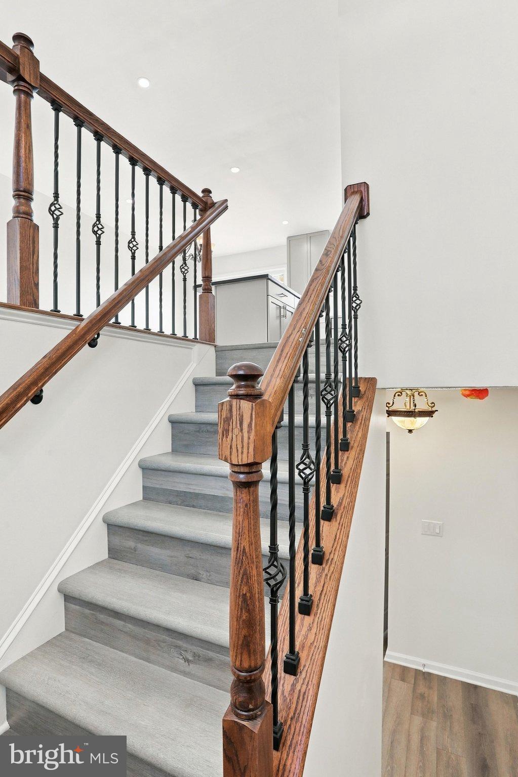 153 IDYLLWOOD DRIVE