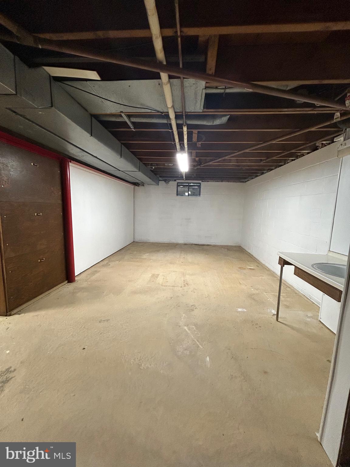 WHITFORD HILLS - Residential