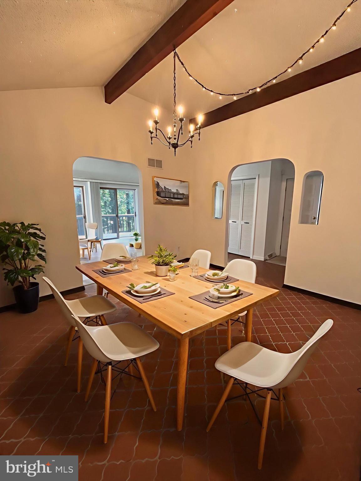 WHITFORD HILLS - Residential