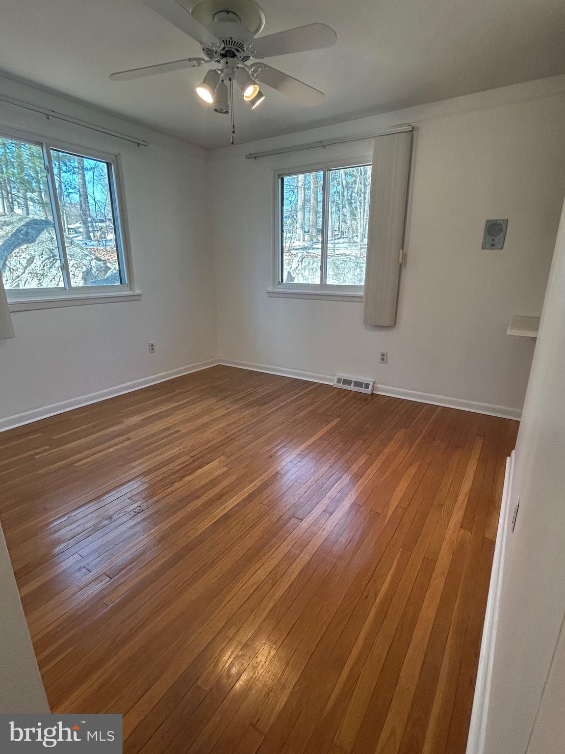 WHITFORD HILLS - Residential