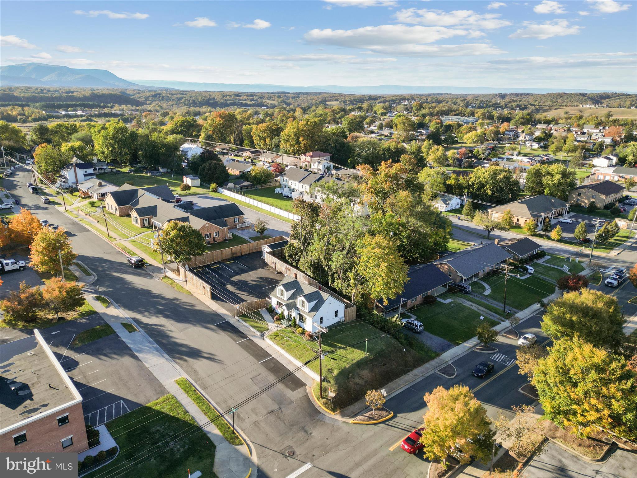 COLLEGE HEIGHTS - Commercial Sale