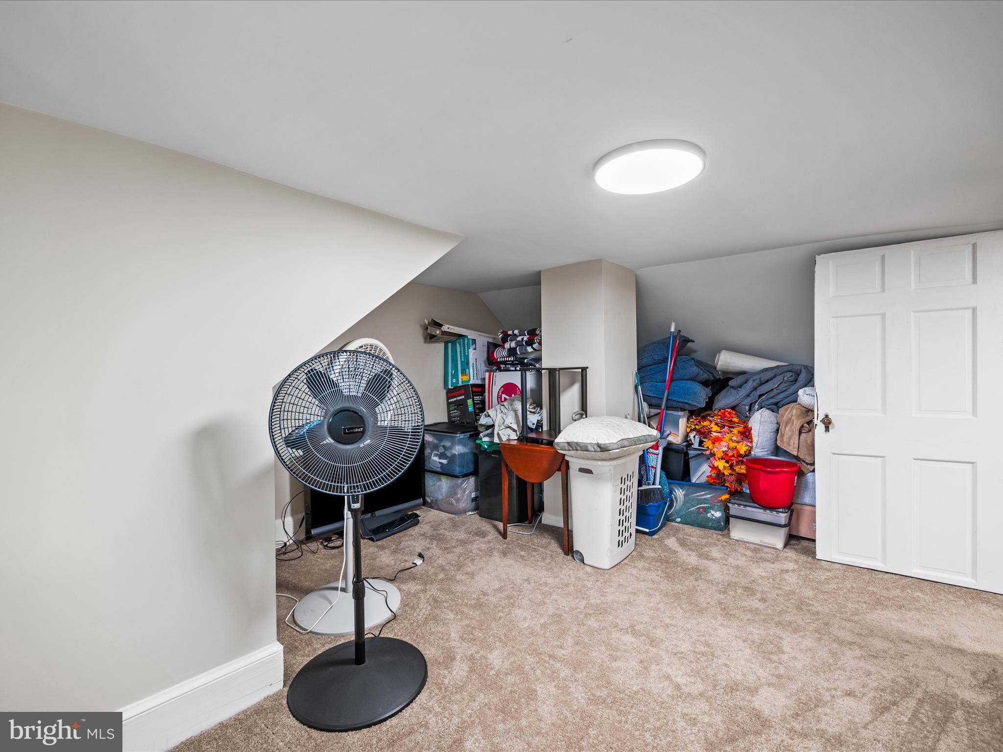 COLLEGE HEIGHTS - Commercial Sale