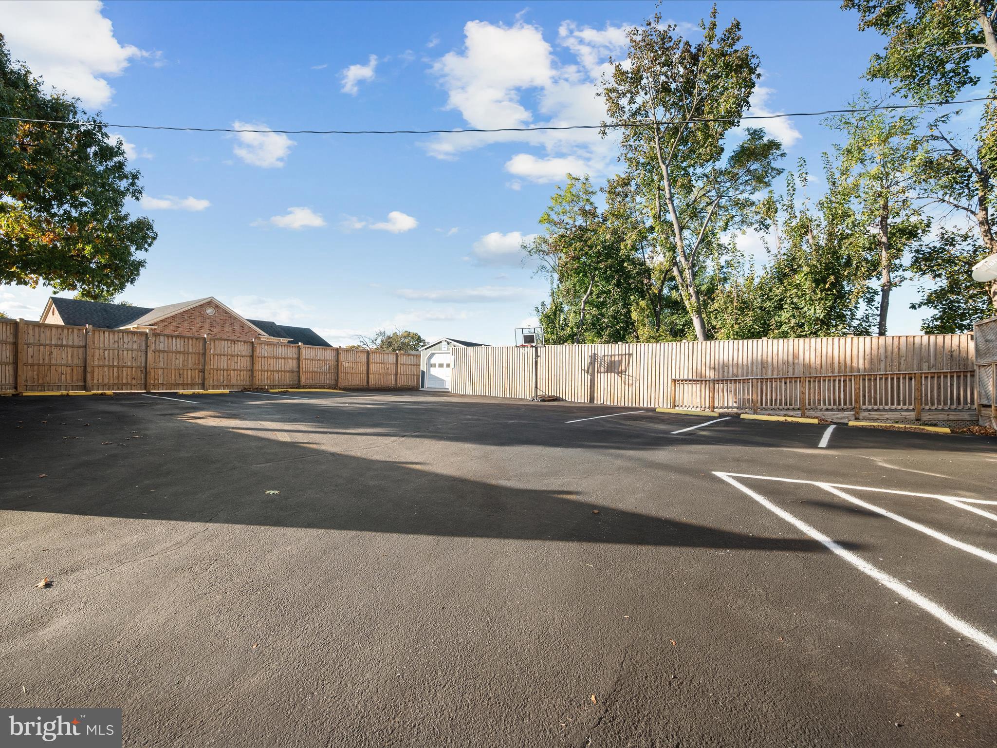 COLLEGE HEIGHTS - Commercial Sale