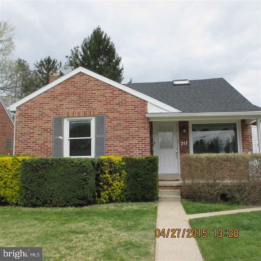 A very nice home located in a very nice neighborhood. Completely gone over with new carpet  and neutral paint. Huge kitchen with lots of storage. Stylish wood ceiling in kitchen. Finished basement boasts a beautiful fireplace, brand new carpet and lots of room. Check out the washroom with Hi-Efficiency washer/dryer and LOTS of storage and countertops. NEW ROOF!