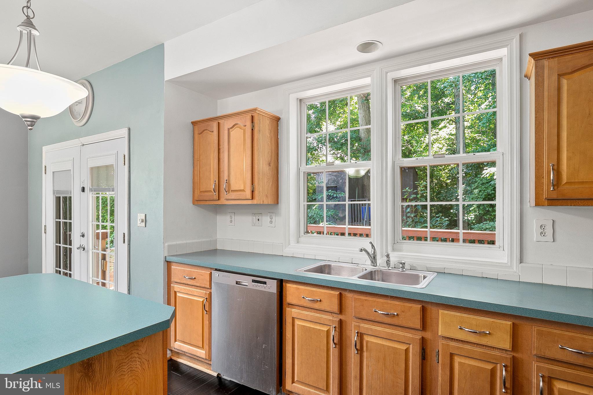 NEW COLONY VILLAGE - Residential